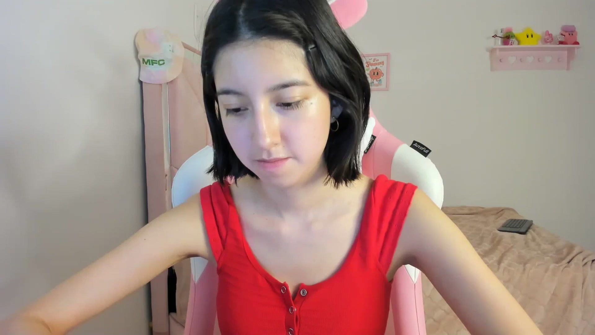 Gallery image thumbnail from Cherrycute666's myfreecams stream on, 04/03/2024, 04:29 image 16 of 20
