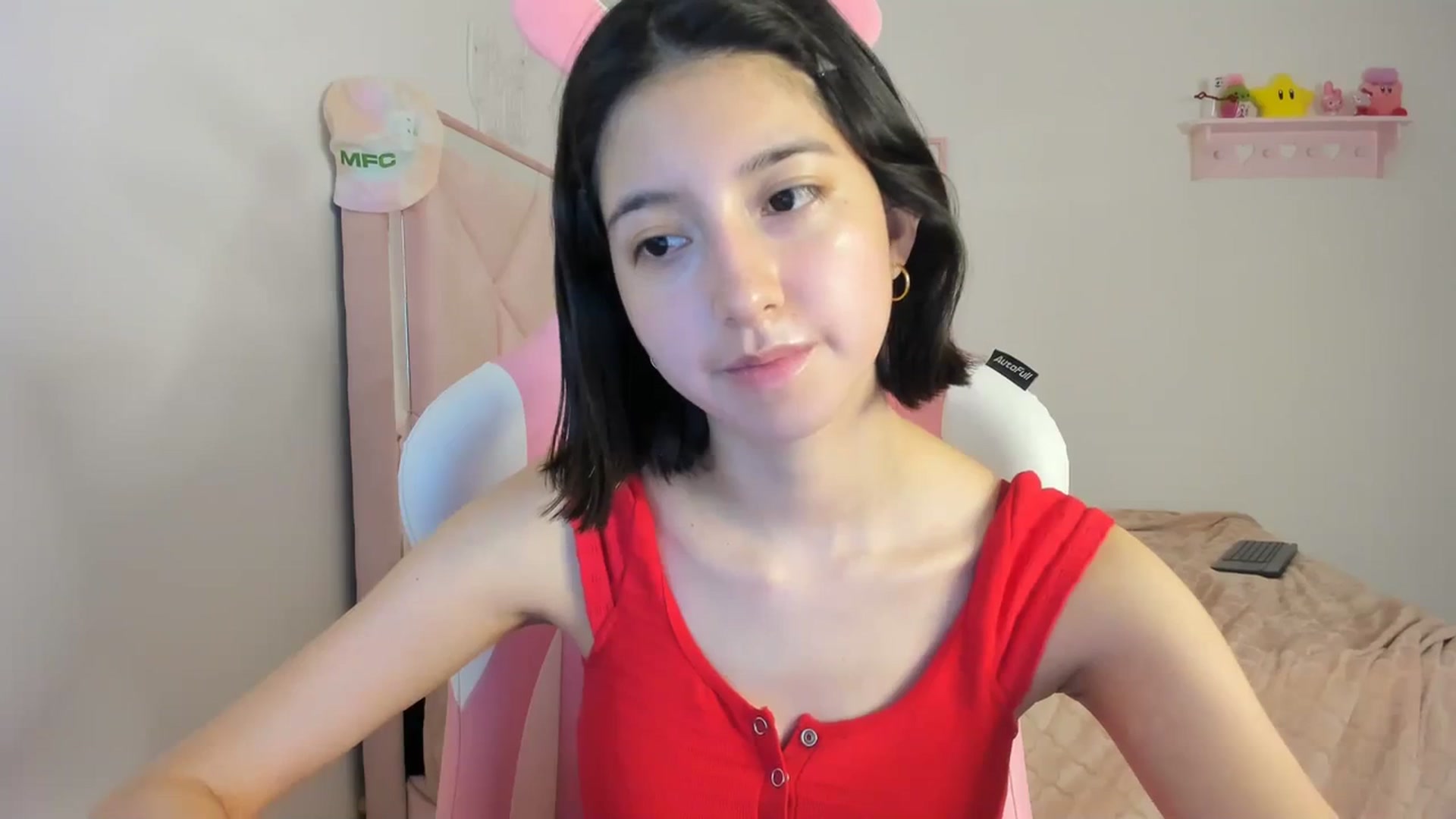 Gallery image thumbnail from Cherrycute666's myfreecams stream on, 04/03/2024, 04:29 image 13 of 20