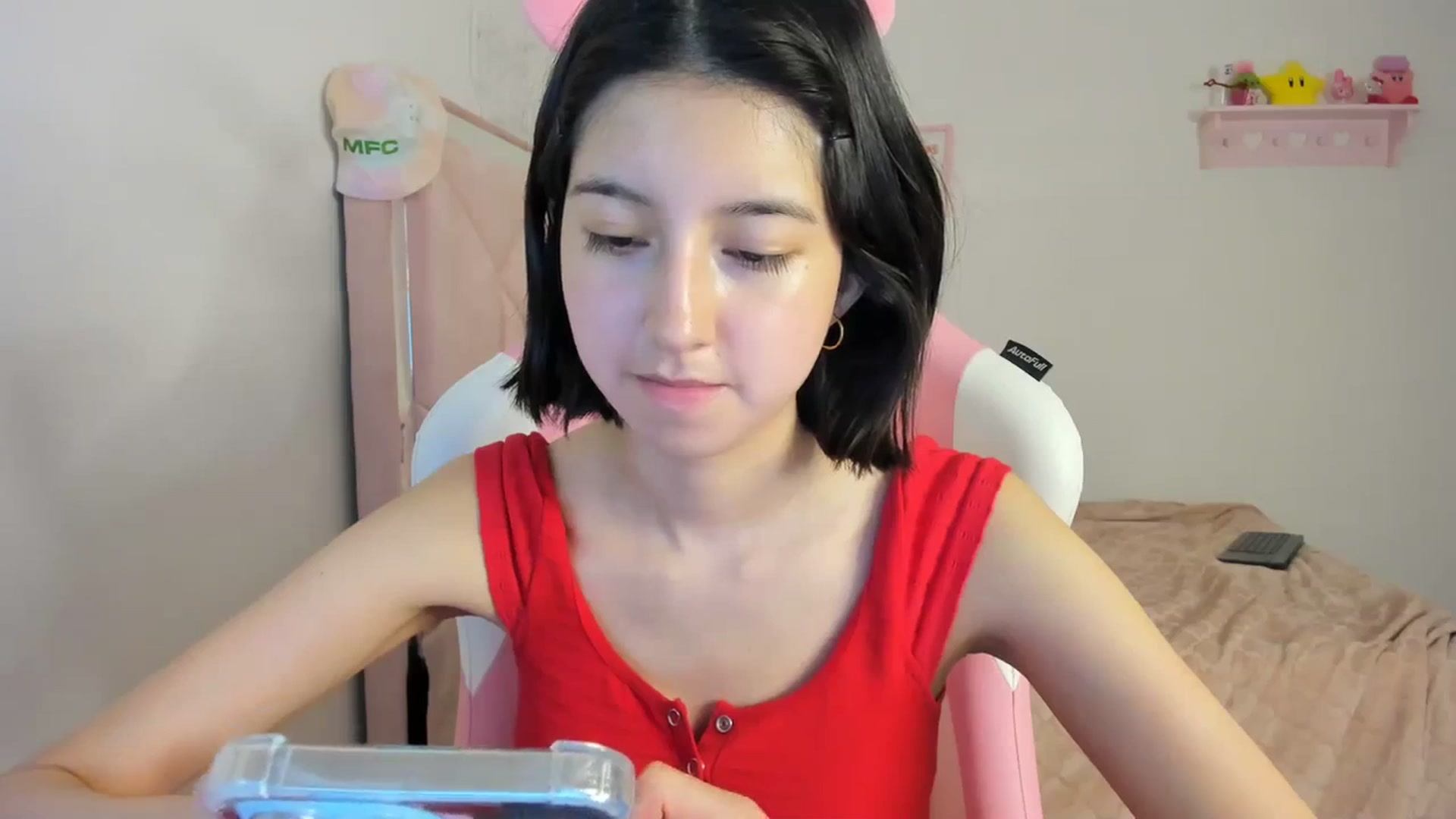 Gallery image thumbnail from Cherrycute666's myfreecams stream on, 04/03/2024, 04:29 image 15 of 20