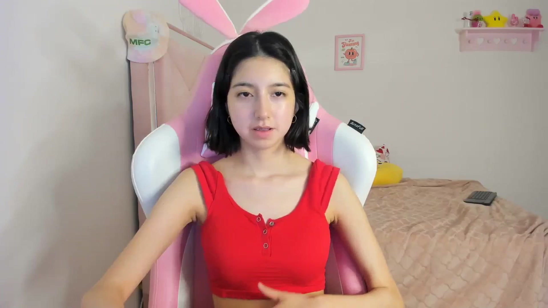 Gallery image thumbnail from Cherrycute666's myfreecams stream on, 04/03/2024, 04:29 image 3 of 20