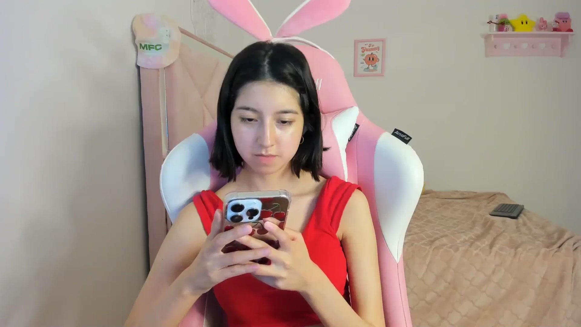 Gallery image thumbnail from Cherrycute666's myfreecams stream on, 04/03/2024, 04:29 image 9 of 20