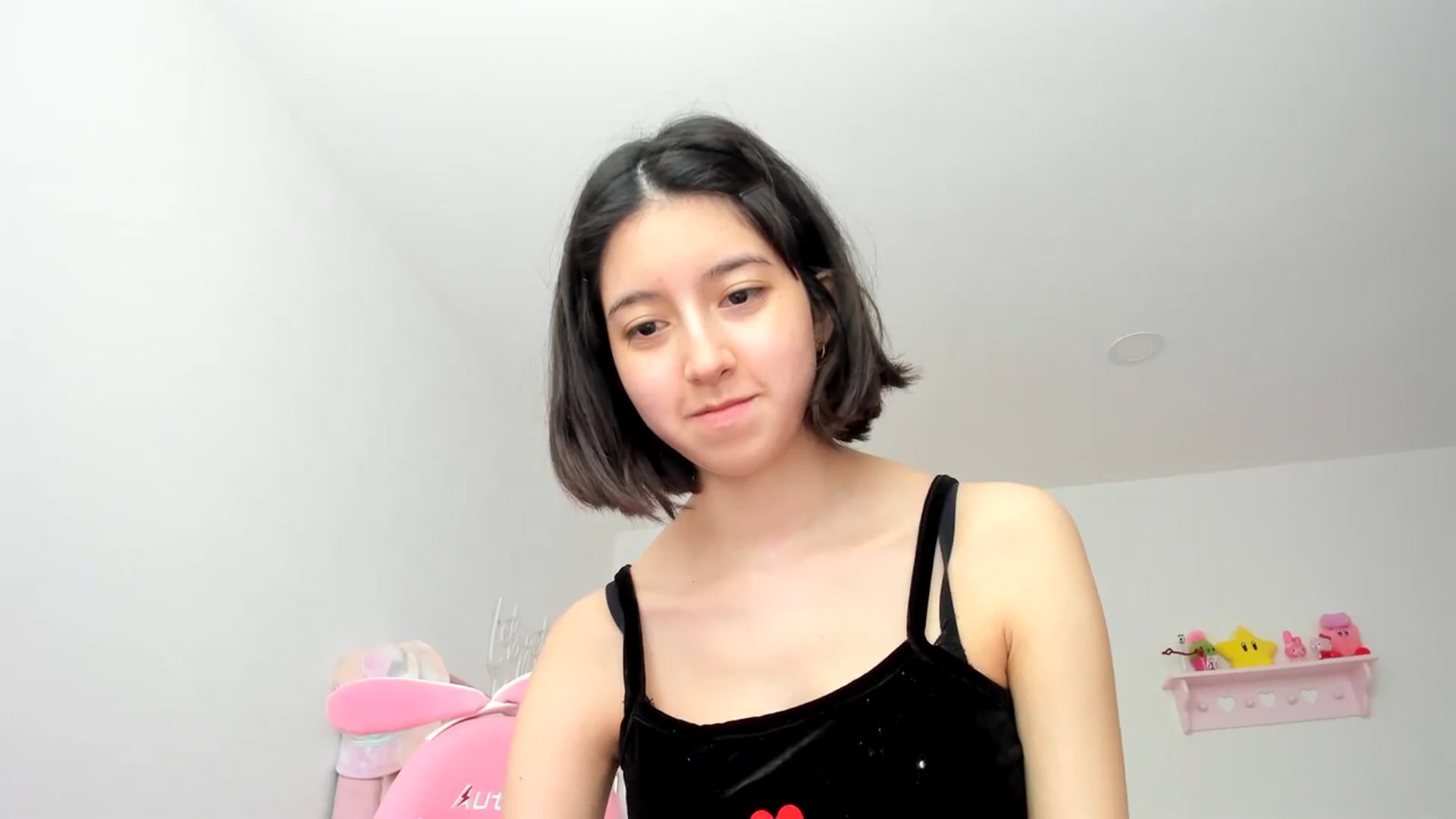 Gallery image thumbnail from Cherrycute666's myfreecams stream on, 04/04/2024, 22:28 image 20 of 20