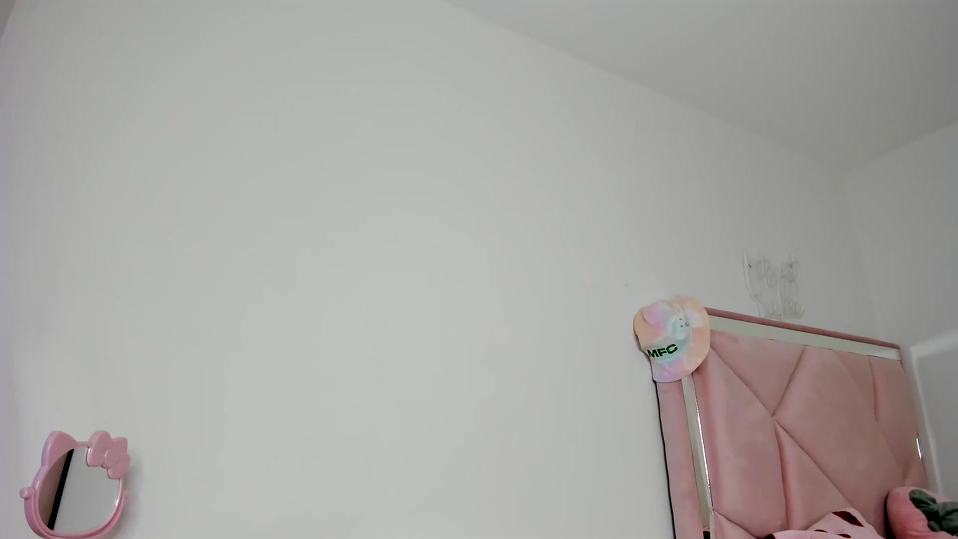 Gallery image thumbnail from Cherrycute666's myfreecams stream on, 04/05/2024, 03:43 image 18 of 20