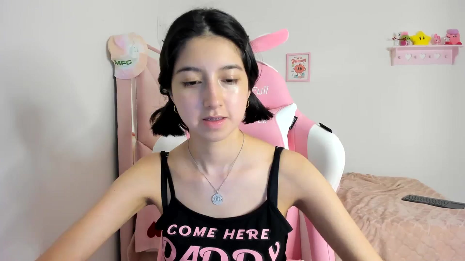 Gallery image thumbnail from Cherrycute666's myfreecams stream on, 04/06/2024, 04:52 image 9 of 20