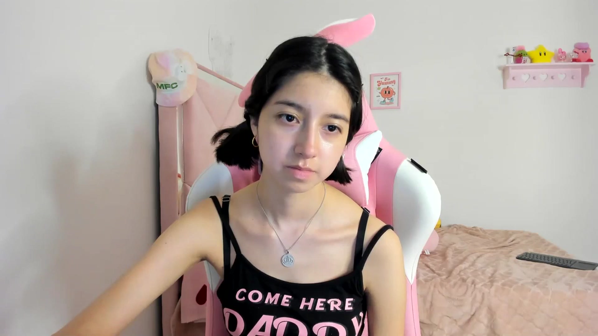 Gallery image thumbnail from Cherrycute666's myfreecams stream on, 04/06/2024, 04:52 image 6 of 20