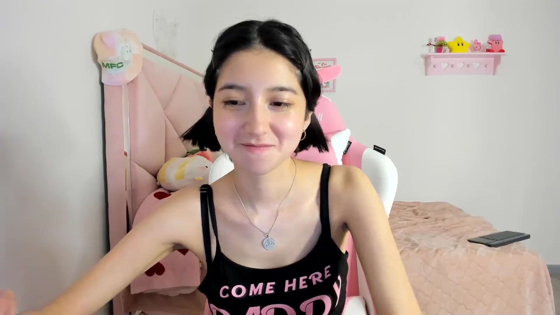 Gallery image thumbnail from Cherrycute666's myfreecams stream on, 04/06/2024, 08:48 image 18 of 20