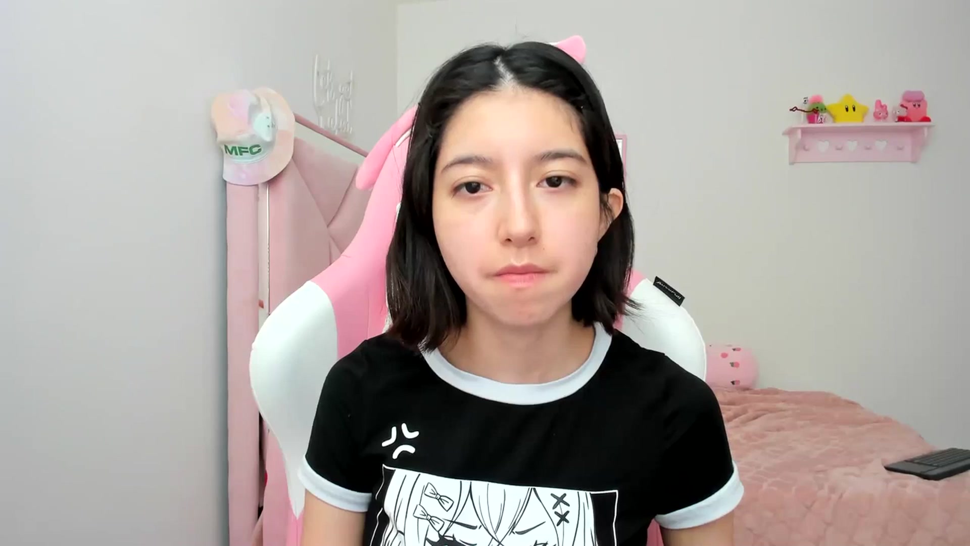 Gallery image thumbnail from Cherrycute666's myfreecams stream on, 04/06/2024, 23:27 image 6 of 20
