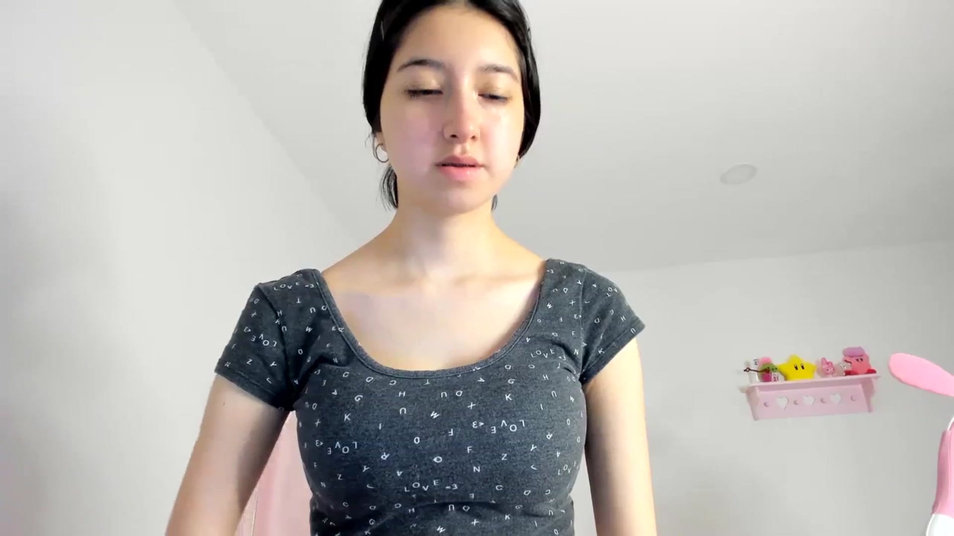Gallery image thumbnail from Cherrycute666's myfreecams stream on, 04/08/2024, 06:33 image 6 of 20