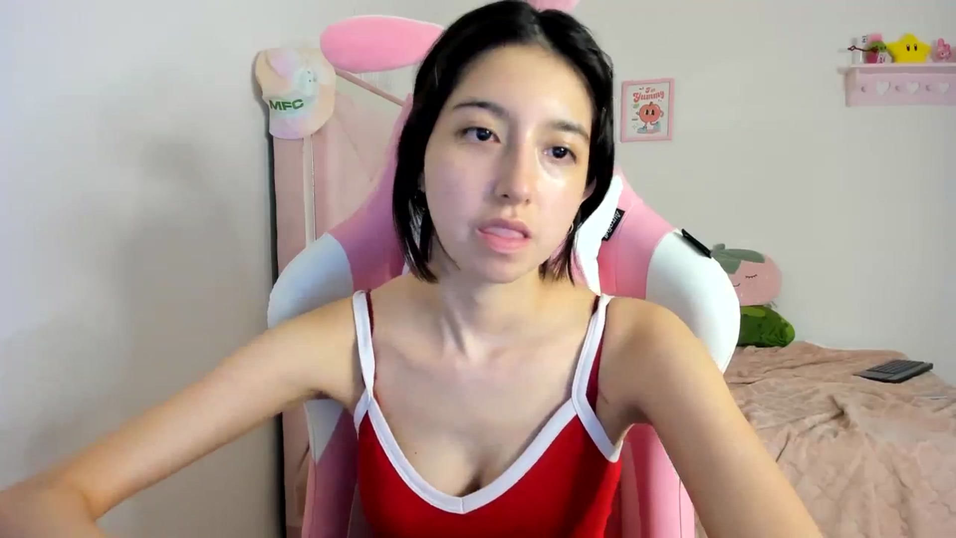 Gallery image thumbnail from Cherrycute666's myfreecams stream on, 04/09/2024, 05:39 image 3 of 20