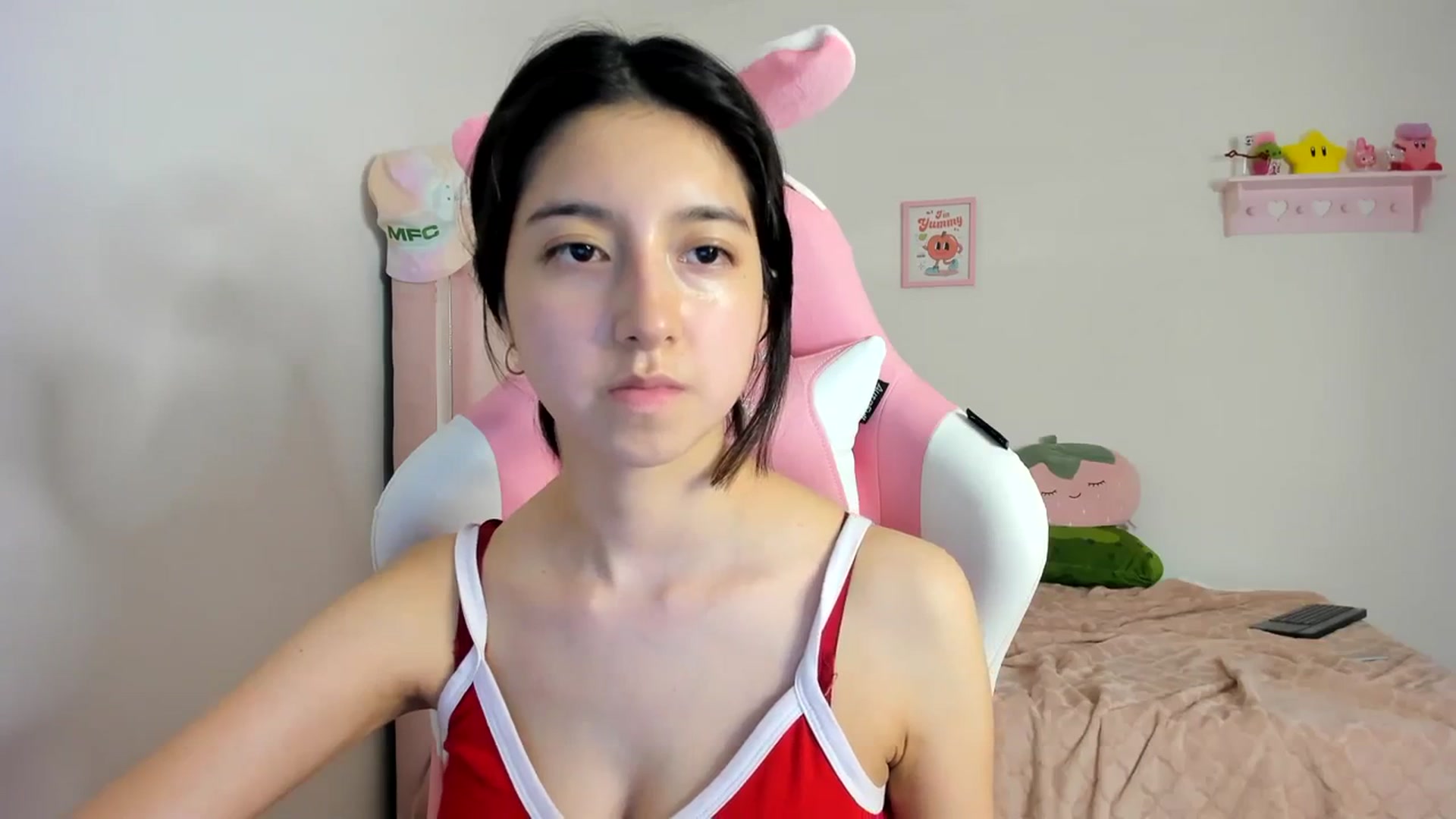 Gallery image thumbnail from Cherrycute666's myfreecams stream on, 04/09/2024, 06:31 image 18 of 20