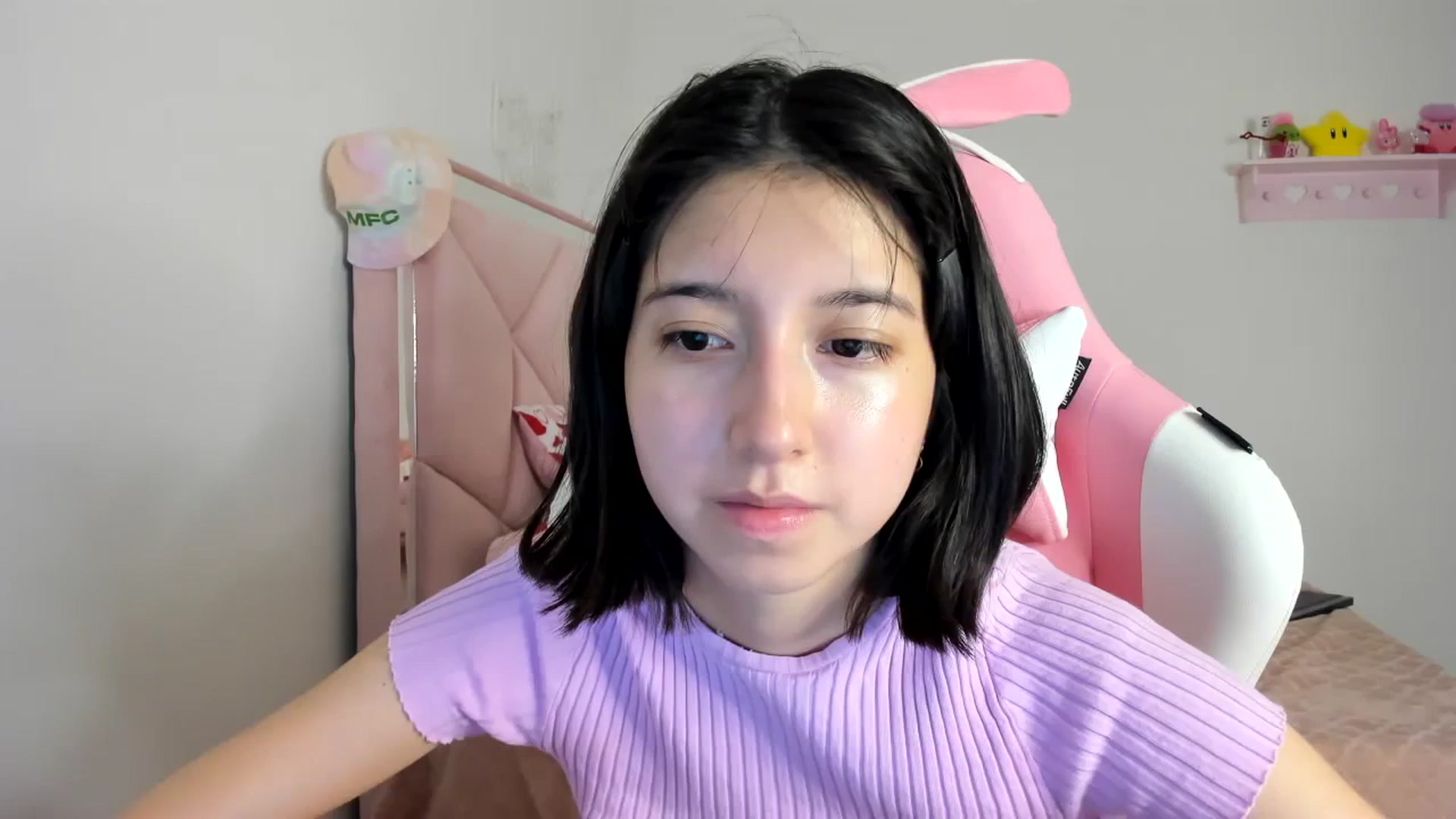Gallery image thumbnail from Cherrycute666's myfreecams stream on, 04/11/2024, 01:16 image 17 of 20
