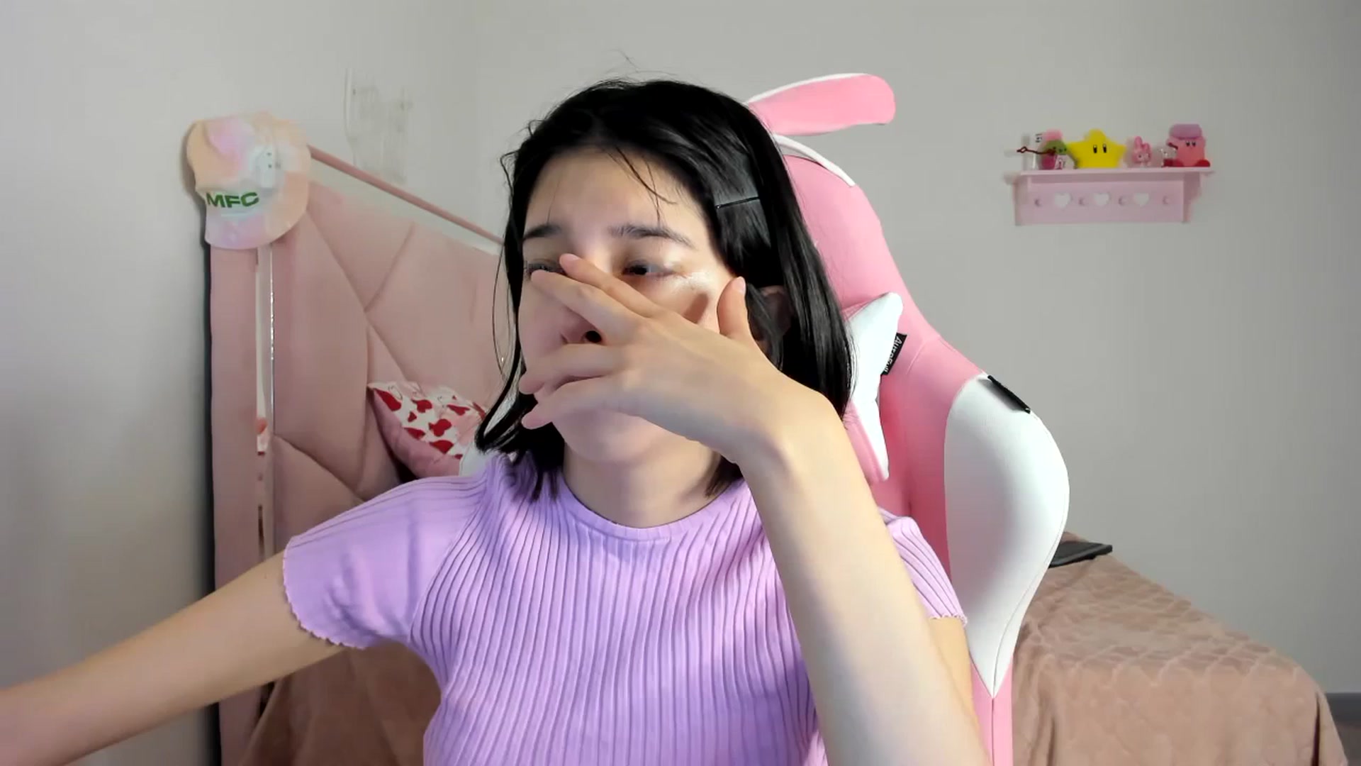 Gallery image thumbnail from Cherrycute666's myfreecams stream on, 04/11/2024, 01:16 image 7 of 20