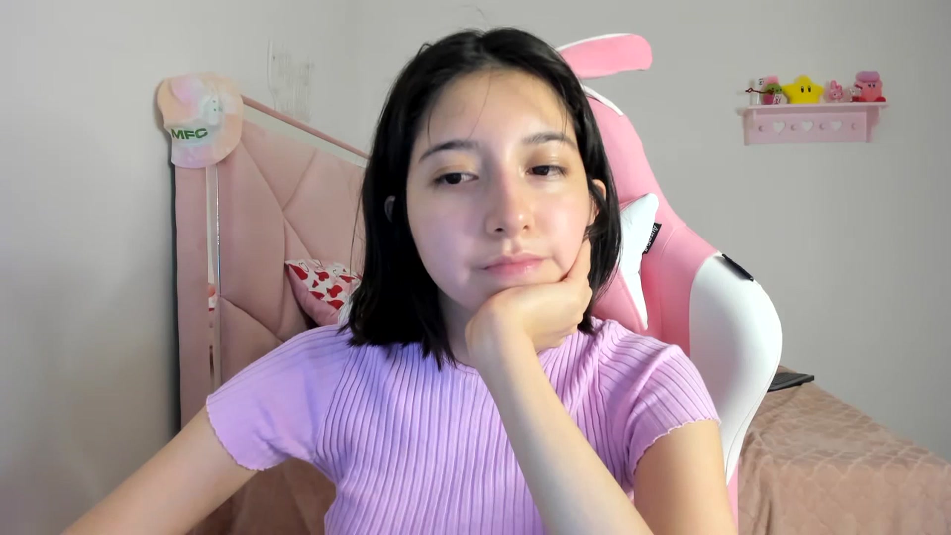 Gallery image thumbnail from Cherrycute666's myfreecams stream on, 04/11/2024, 01:16 image 2 of 20