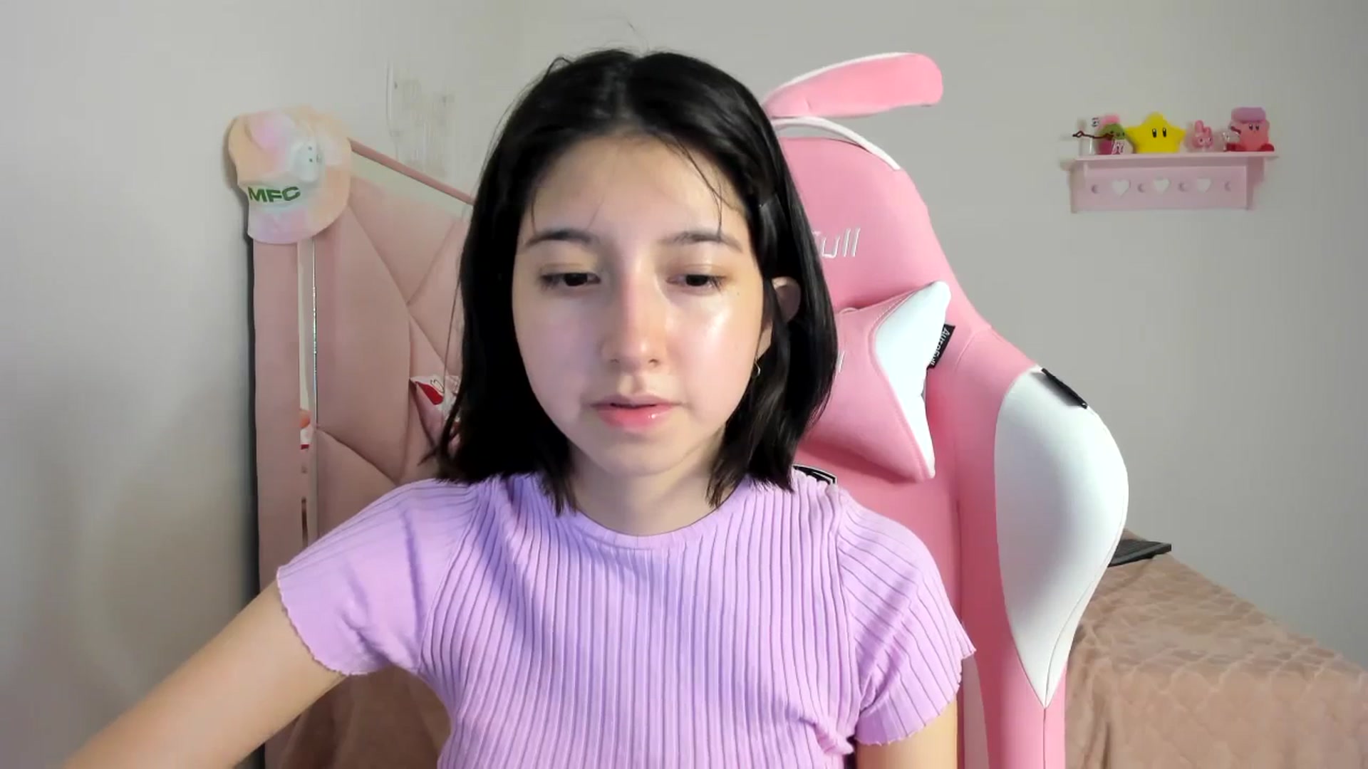 Gallery image thumbnail from Cherrycute666's myfreecams stream on, 04/11/2024, 01:16 image 5 of 20