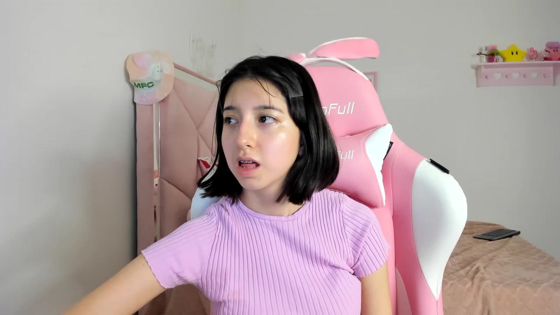 Gallery image thumbnail from Cherrycute666's myfreecams stream on, 04/11/2024, 01:16 image 16 of 20
