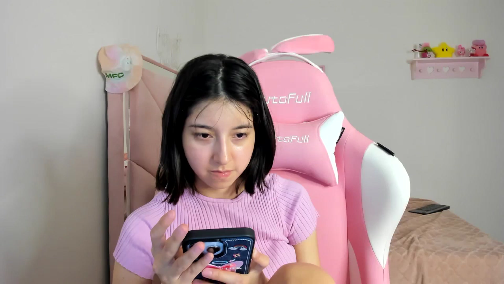 Gallery image thumbnail from Cherrycute666's myfreecams stream on, 04/11/2024, 01:16 image 20 of 20