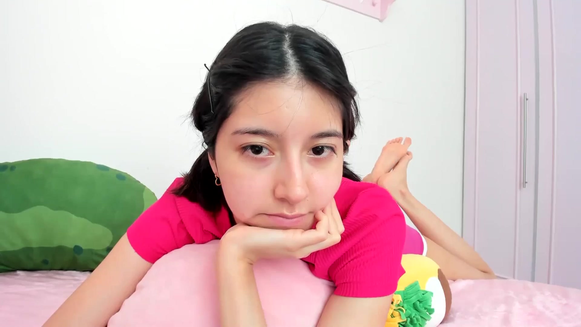 Gallery image thumbnail from Cherrycute666's myfreecams stream on, 04/12/2024, 21:28 image 2 of 20
