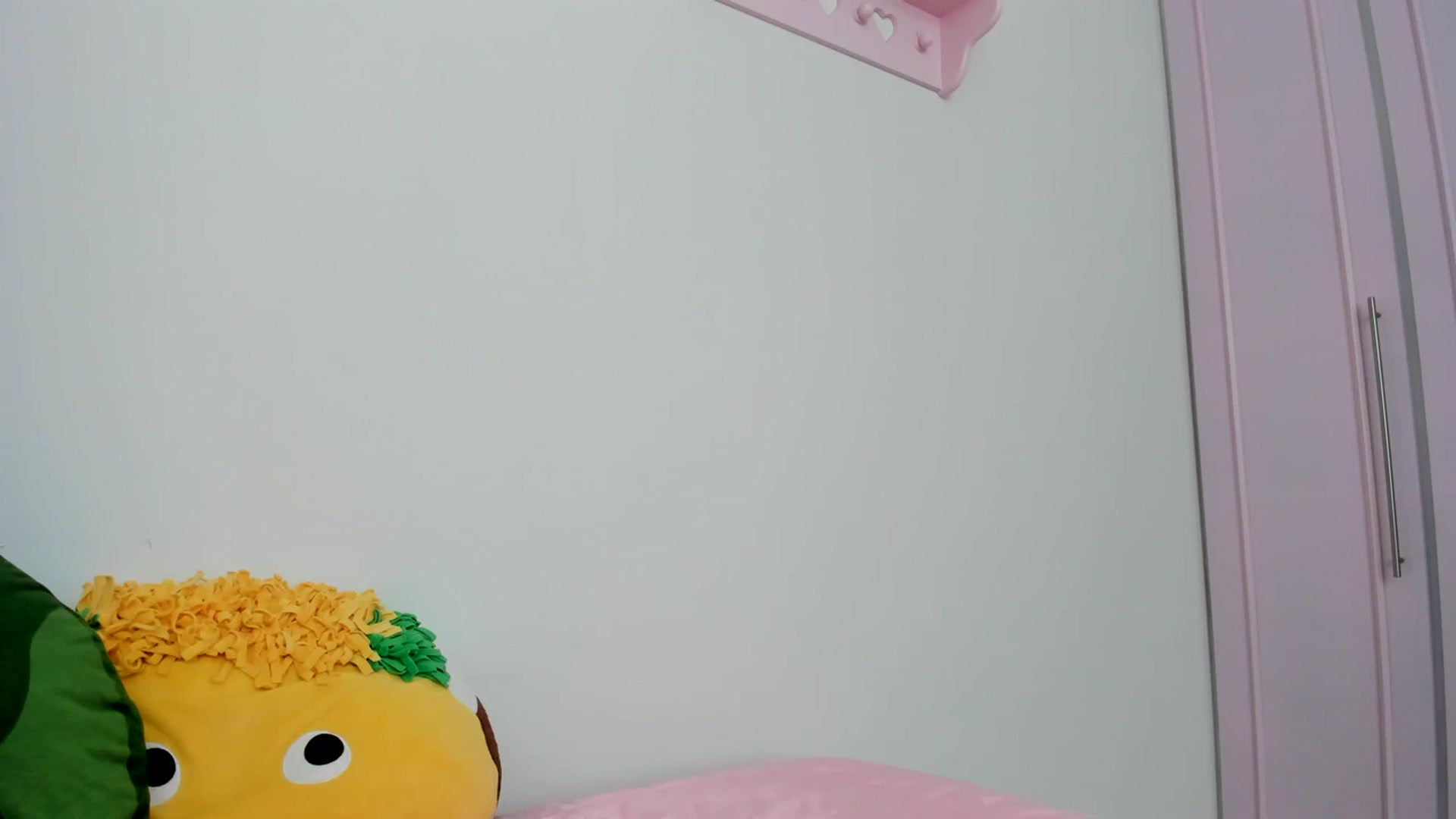 Gallery image thumbnail from Cherrycute666's myfreecams stream on, 04/12/2024, 21:28 image 1 of 20