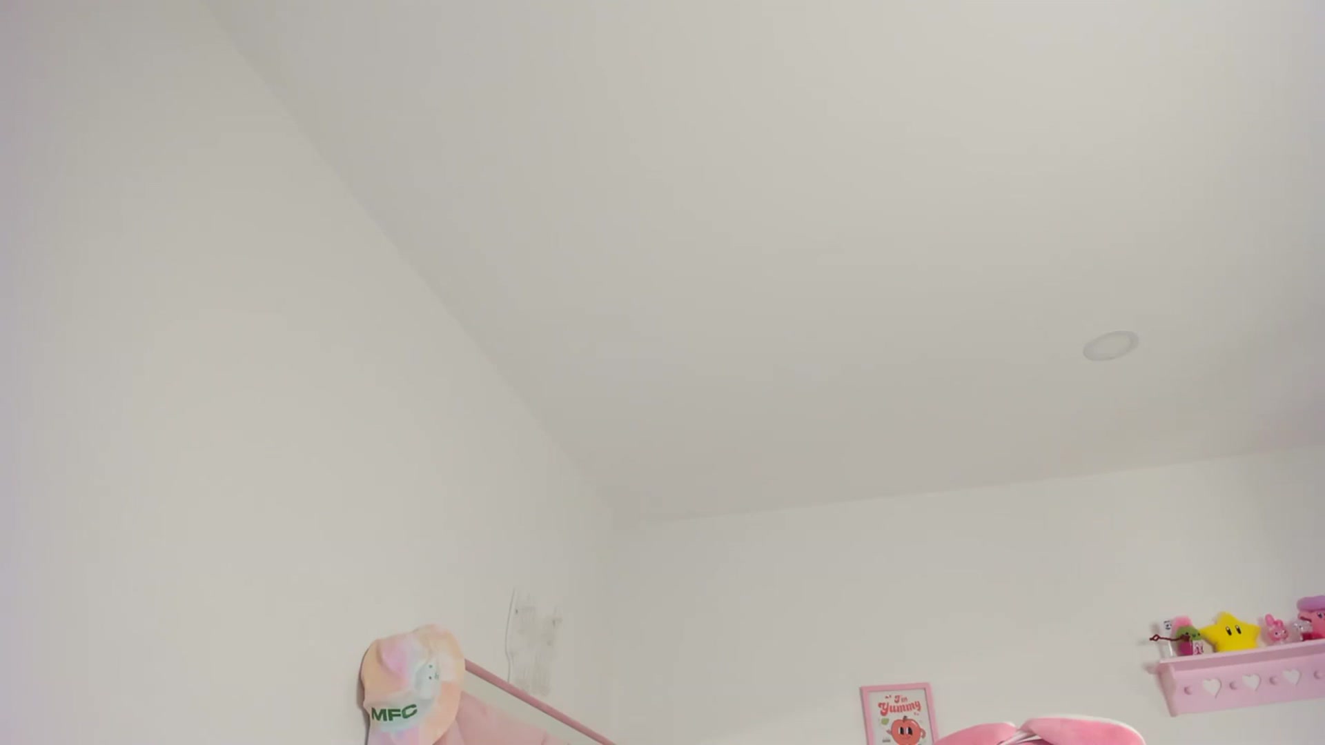 Gallery image thumbnail from Cherrycute666's myfreecams stream on, 04/13/2024, 04:01 image 8 of 20