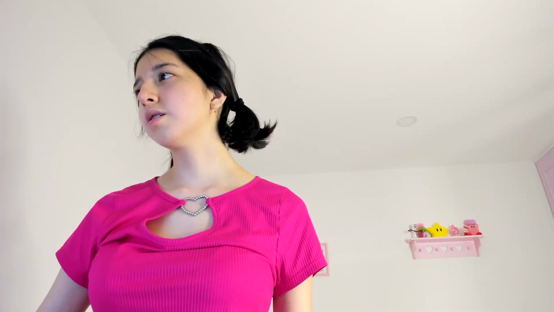 Gallery image thumbnail from Cherrycute666's myfreecams stream on, 04/13/2024, 05:56 image 12 of 20