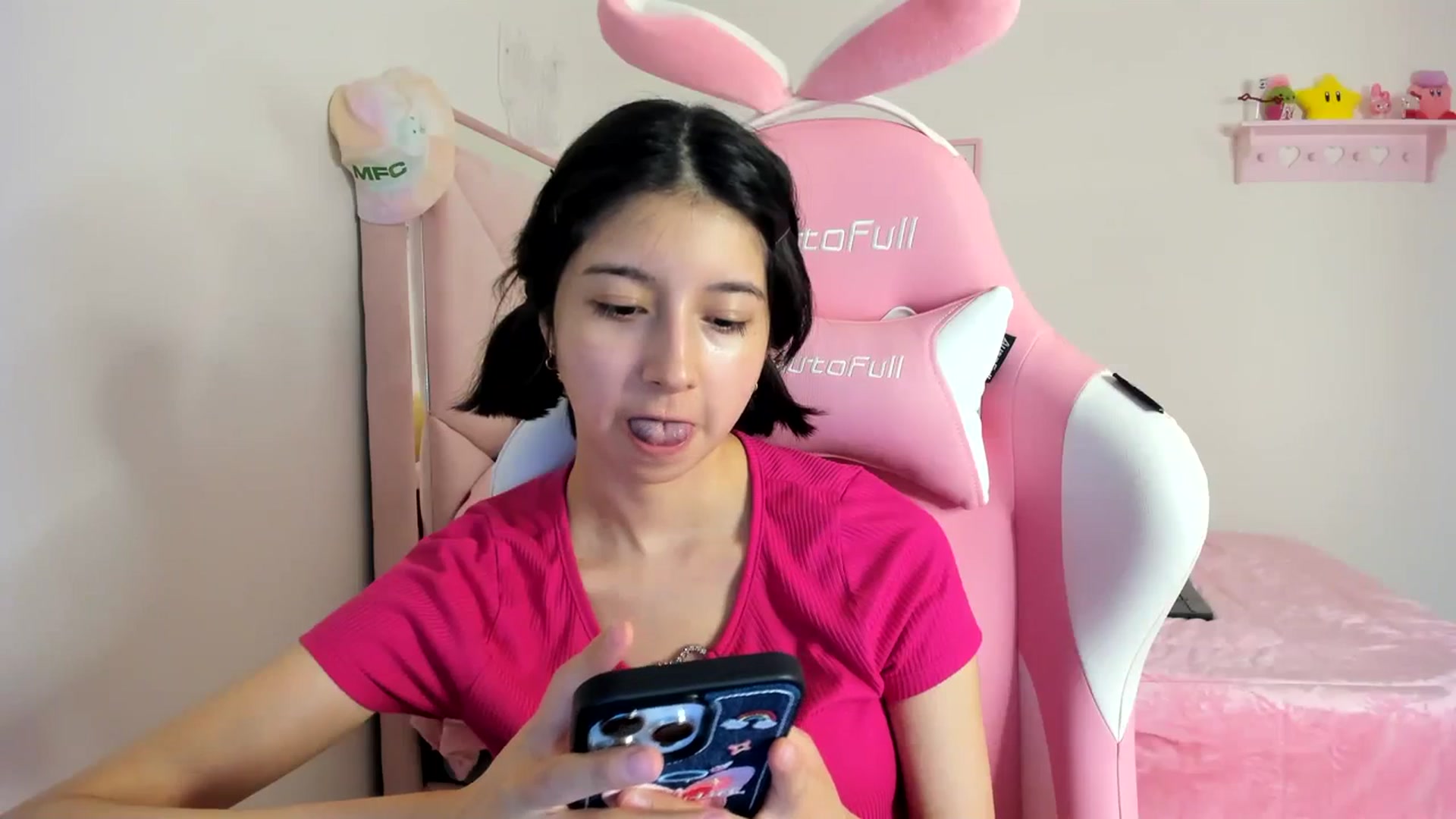 Gallery image thumbnail from Cherrycute666's myfreecams stream on, 04/13/2024, 07:33 image 4 of 20