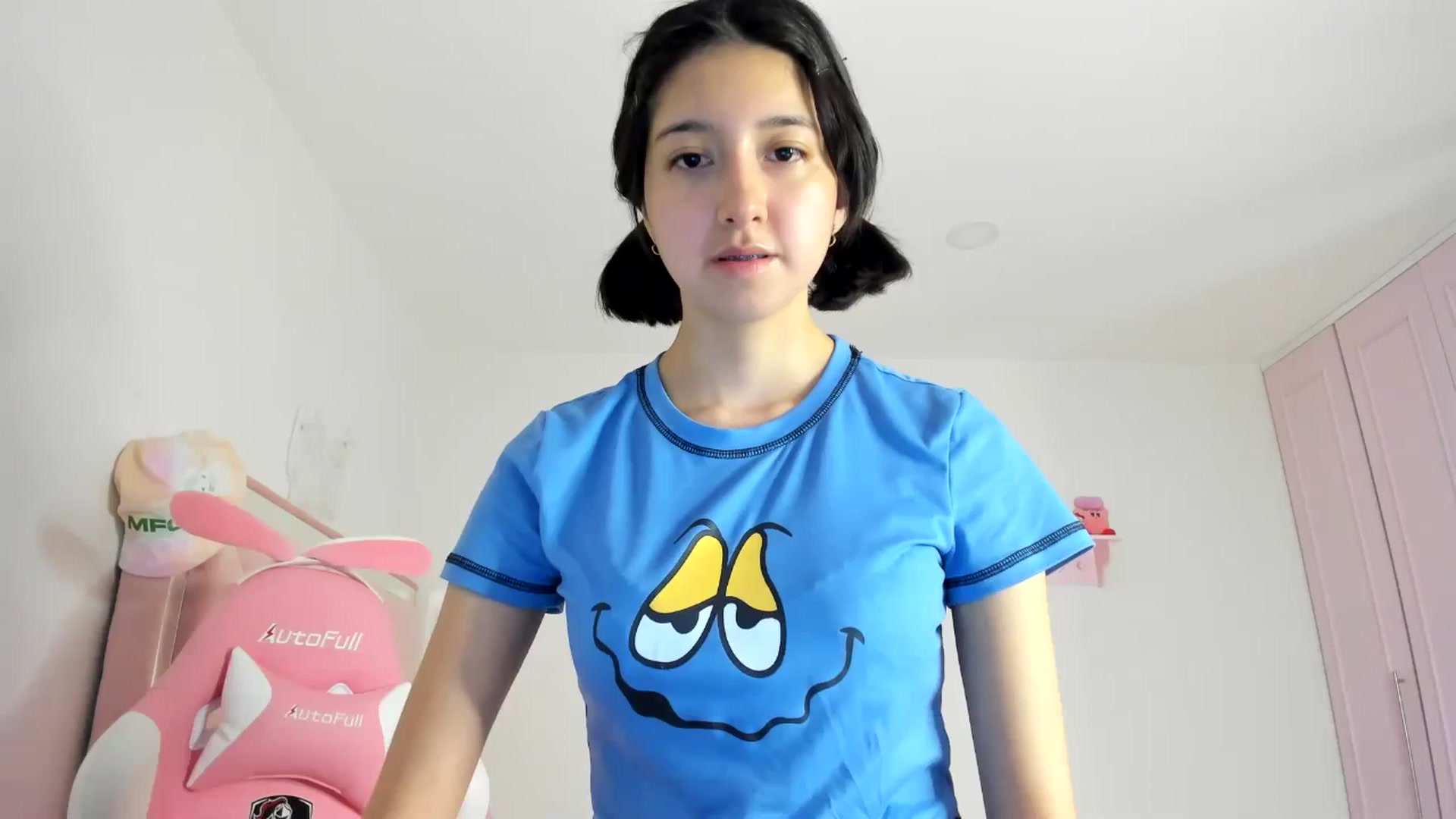Gallery image thumbnail from Cherrycute666's myfreecams stream on, 04/17/2024, 05:31 image 1 of 20