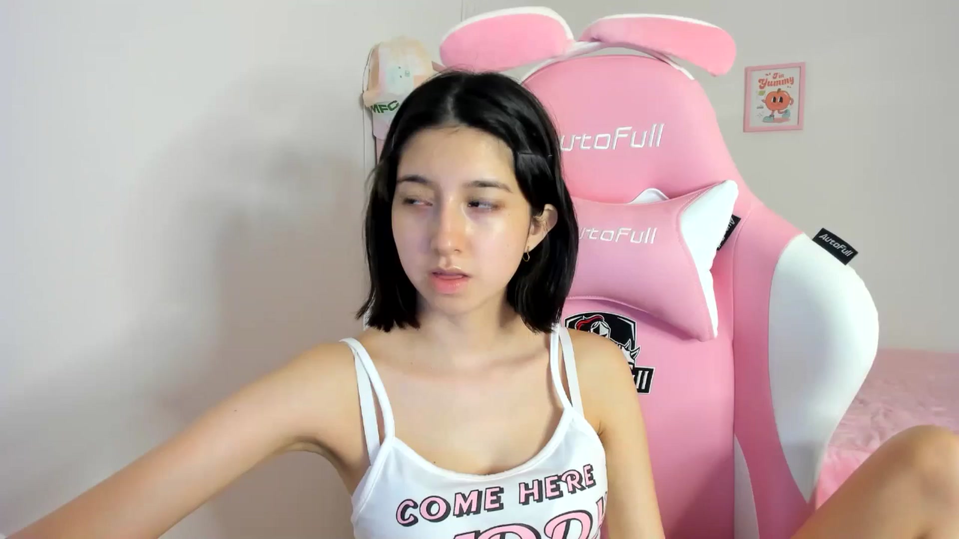 Gallery image thumbnail from Cherrycute666's myfreecams stream on, 04/19/2024, 04:56 image 12 of 20