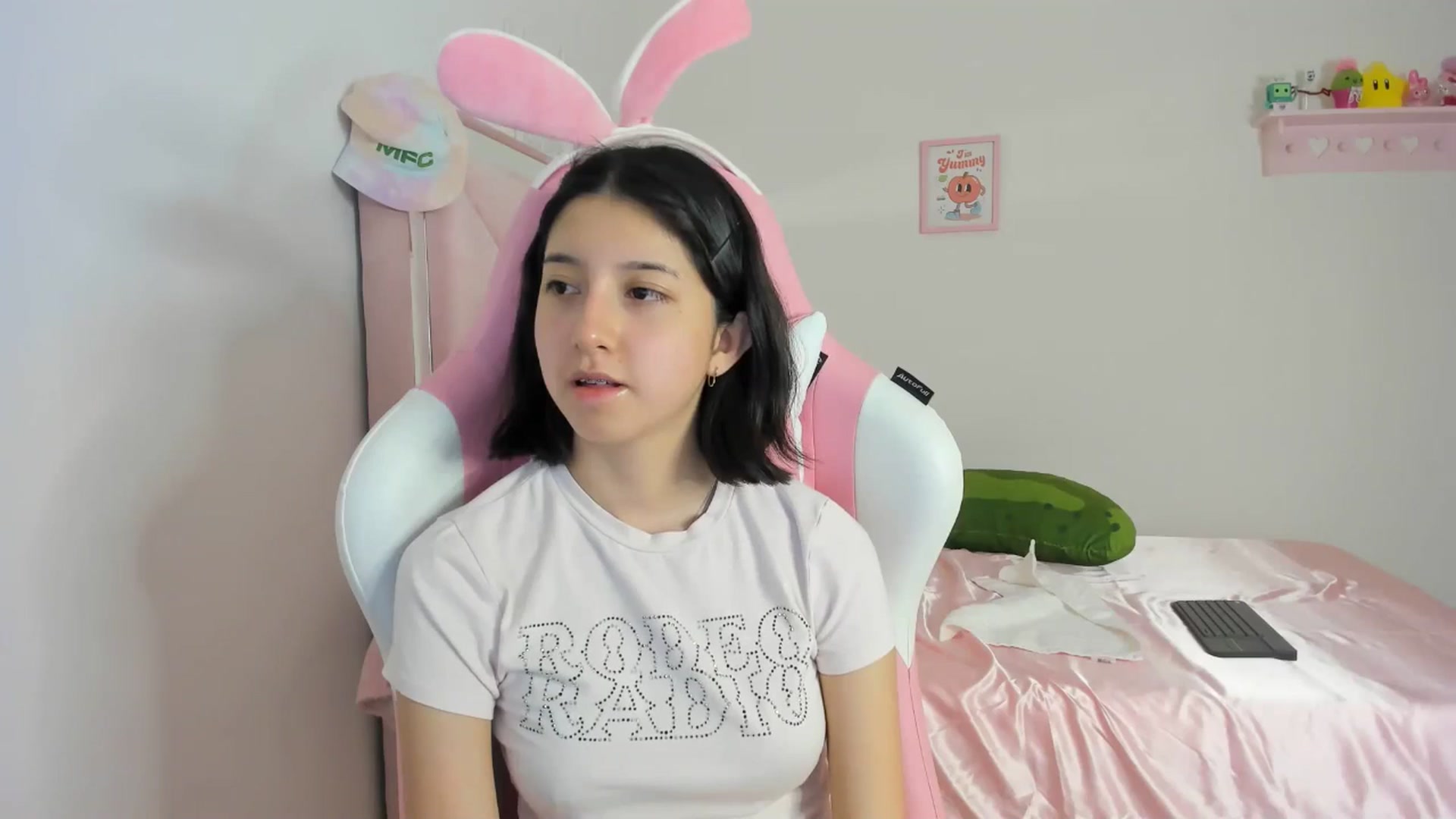 Gallery image thumbnail from Cherrycute666's myfreecams stream on, 04/28/2024, 04:38 image 14 of 20