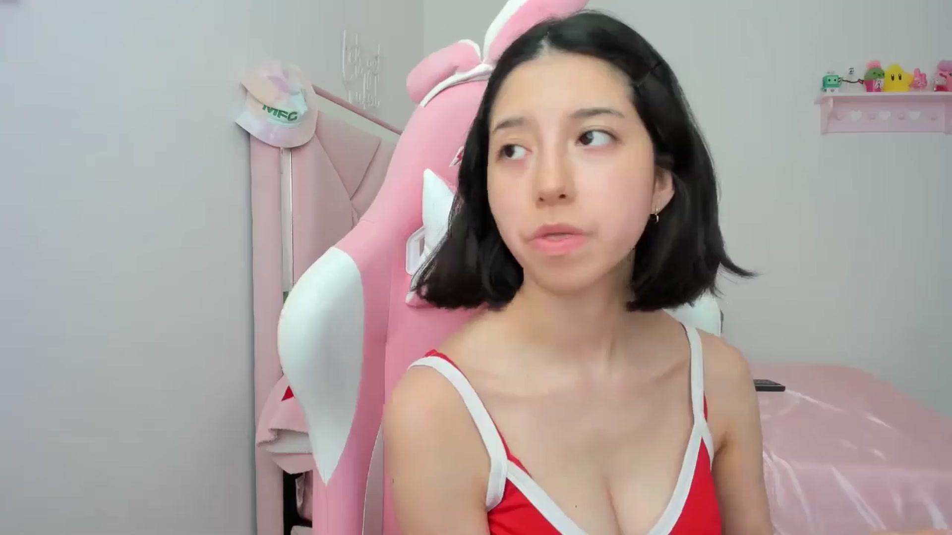Gallery image thumbnail from Cherrycute666's myfreecams stream on, 04/28/2024, 21:05 image 2 of 20