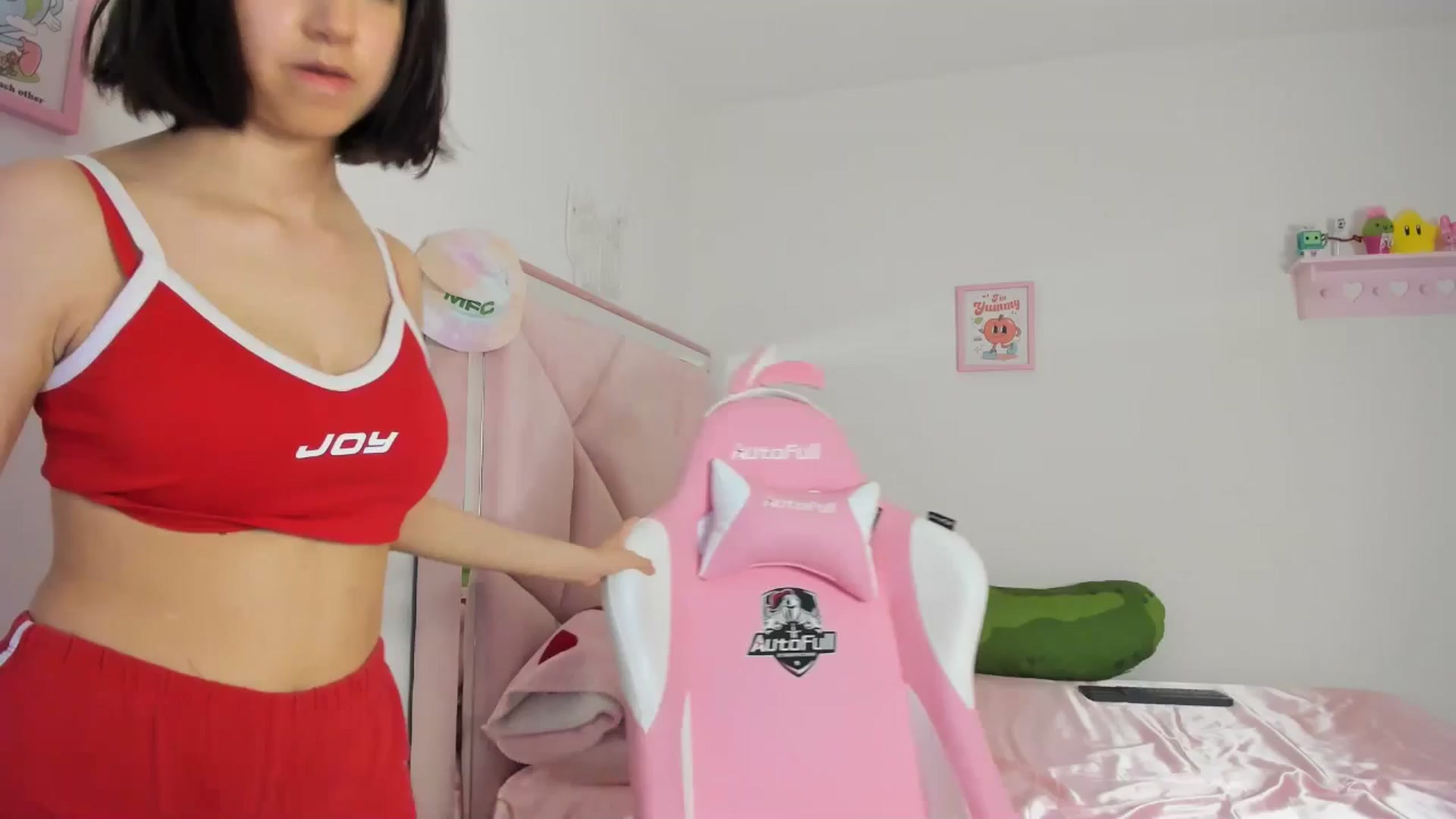 Gallery image thumbnail from Cherrycute666's myfreecams stream on, 04/29/2024, 06:37 image 13 of 20