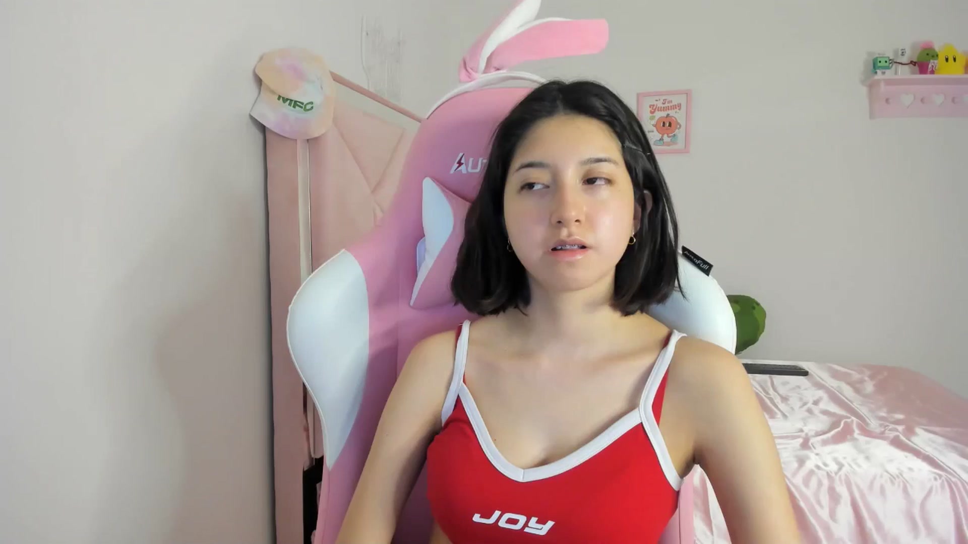 Gallery image thumbnail from Cherrycute666's myfreecams stream on, 04/29/2024, 07:35 image 9 of 20