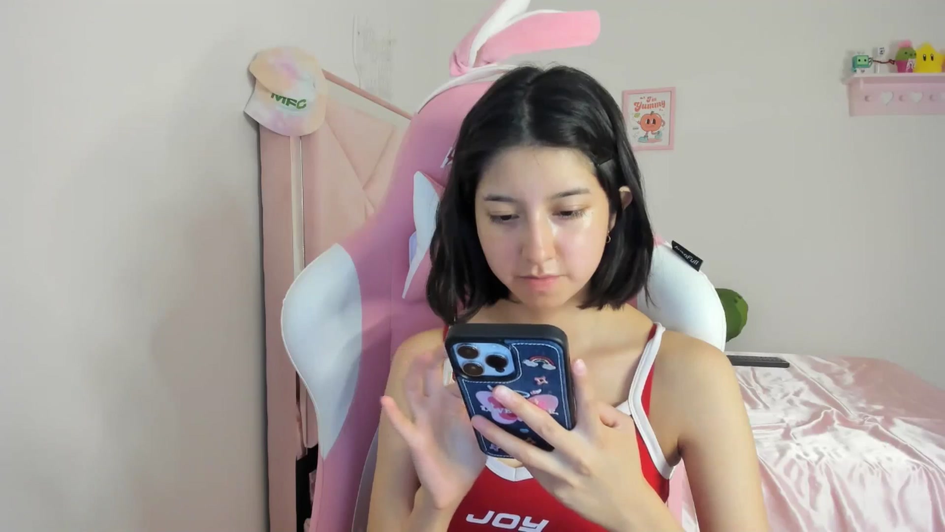 Gallery image thumbnail from Cherrycute666's myfreecams stream on, 04/29/2024, 07:35 image 8 of 20
