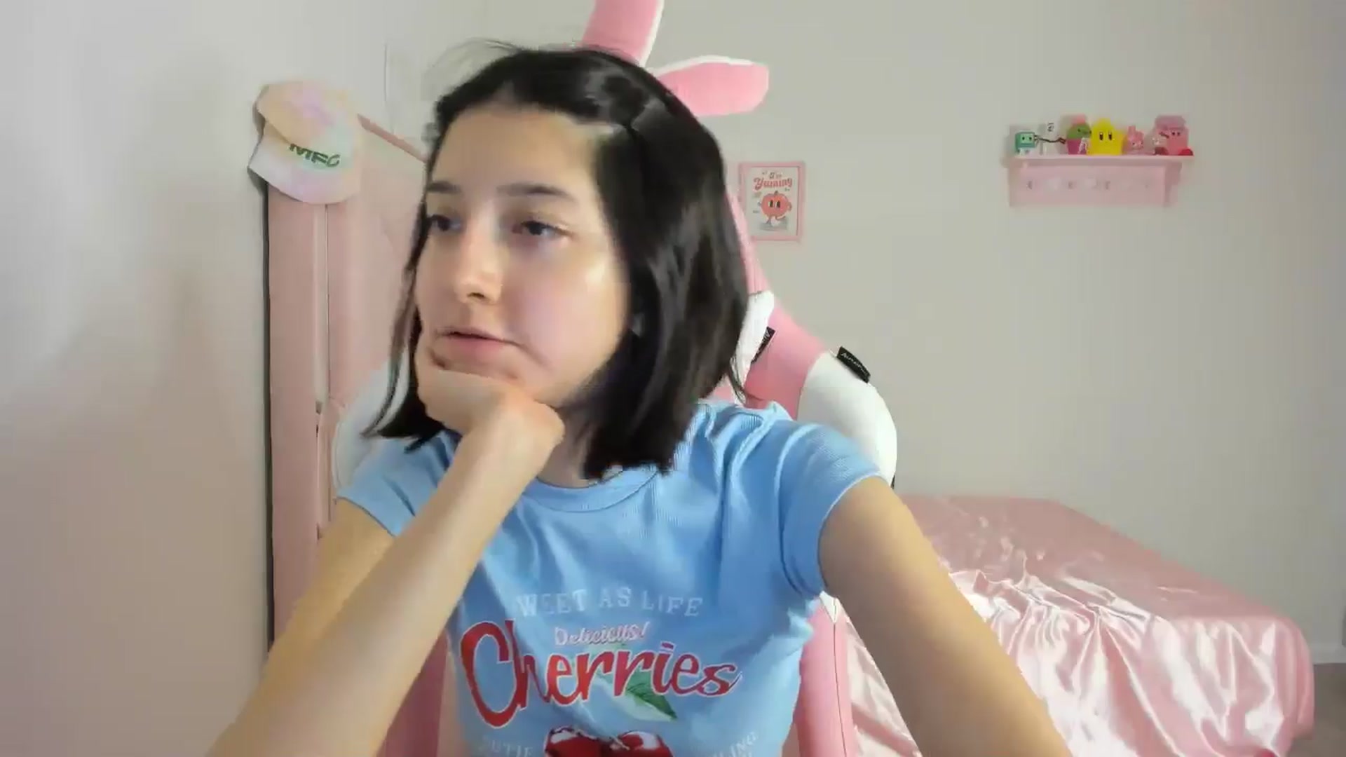 Gallery image thumbnail from Cherrycute666's myfreecams stream on, 04/30/2024, 05:58 image 16 of 20