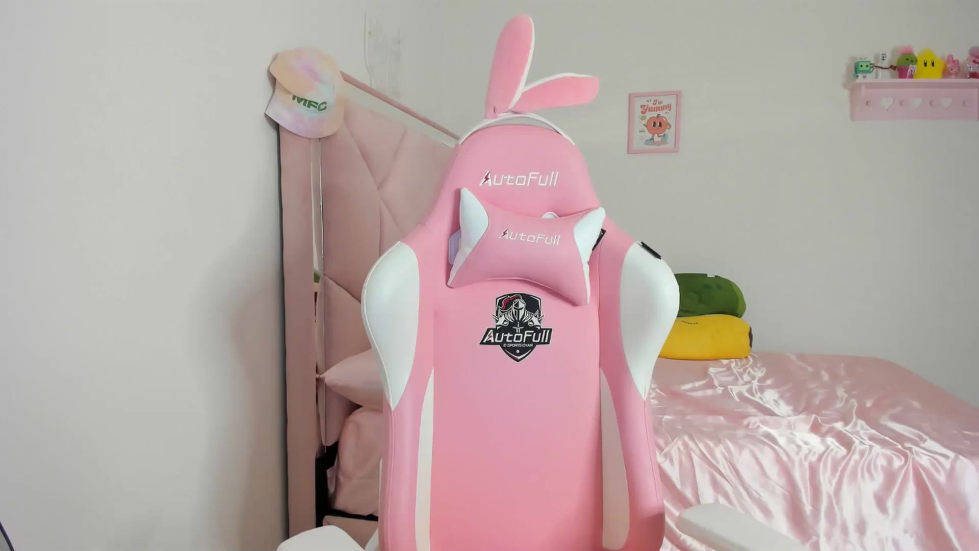 Gallery image thumbnail from Cherrycute666's myfreecams stream on, 04/30/2024, 05:58 image 1 of 20