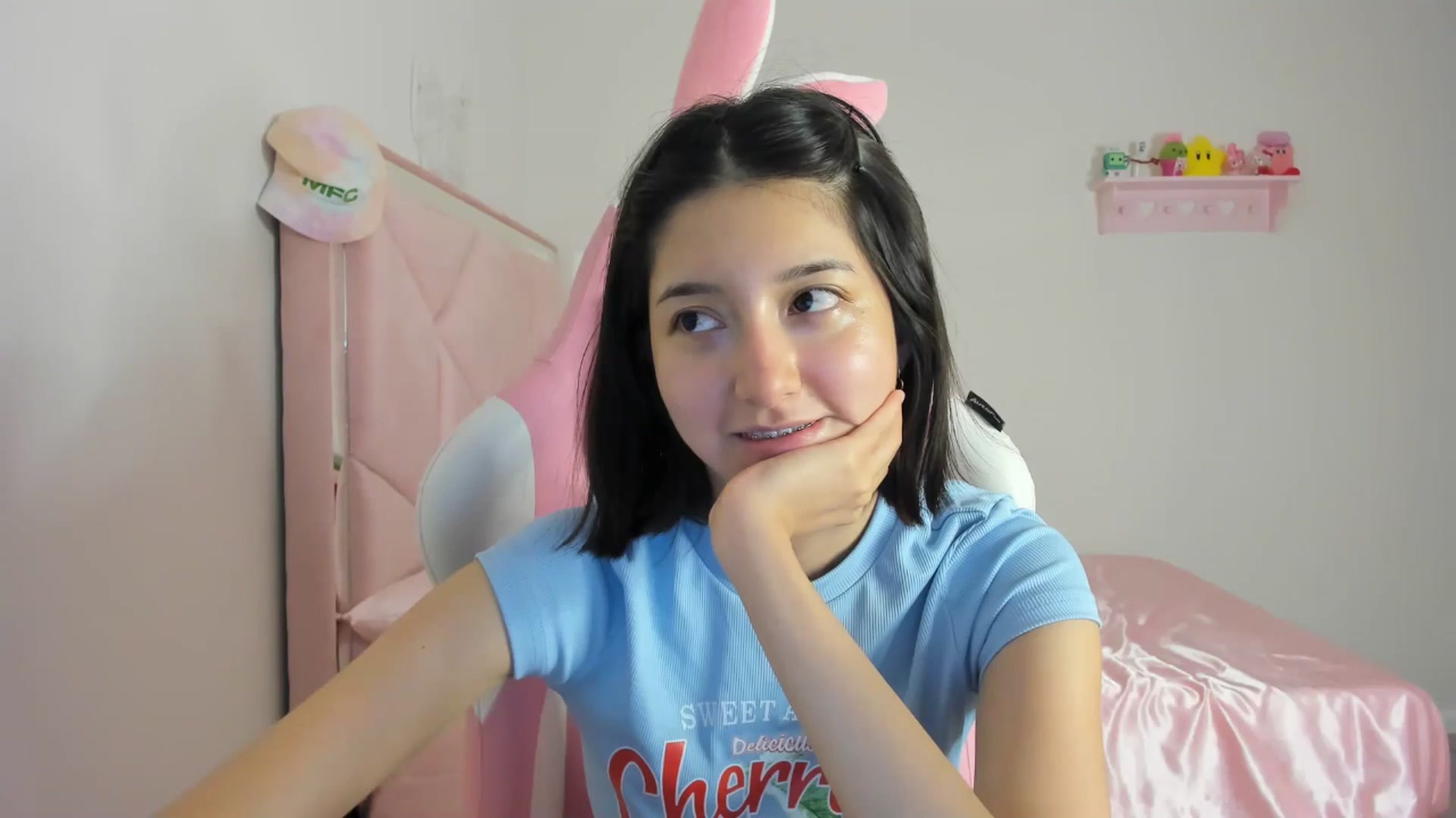 Gallery image thumbnail from Cherrycute666's myfreecams stream on, 04/30/2024, 05:58 image 20 of 20