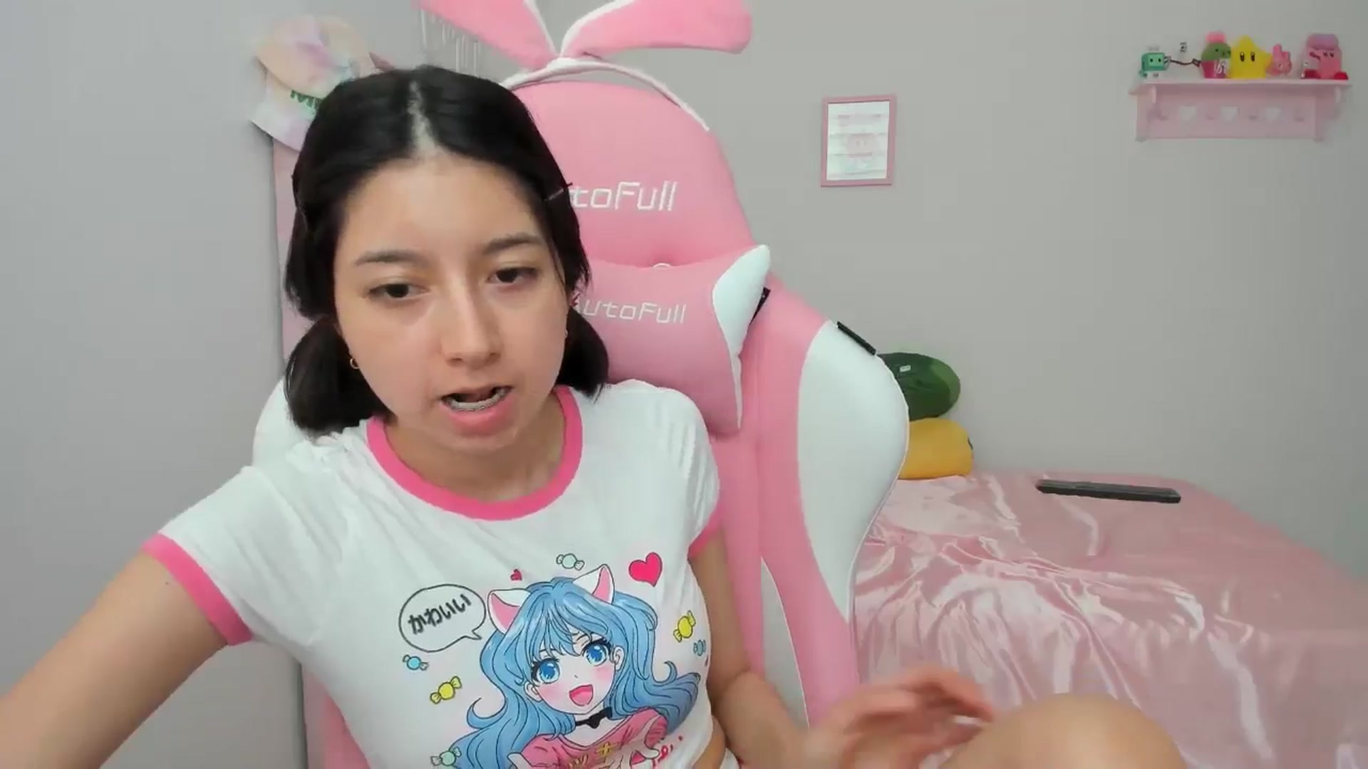 Gallery image thumbnail from Cherrycute666's myfreecams stream on, 05/01/2024, 20:05 image 16 of 20