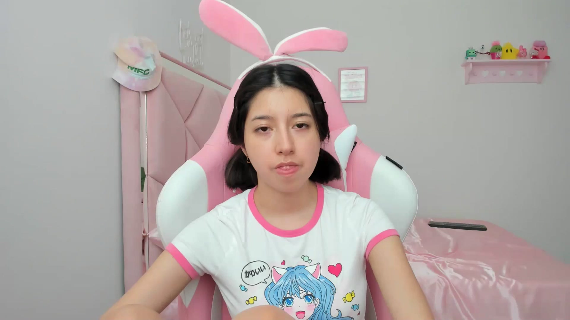 Gallery image thumbnail from Cherrycute666's myfreecams stream on, 05/01/2024, 20:05 image 10 of 20