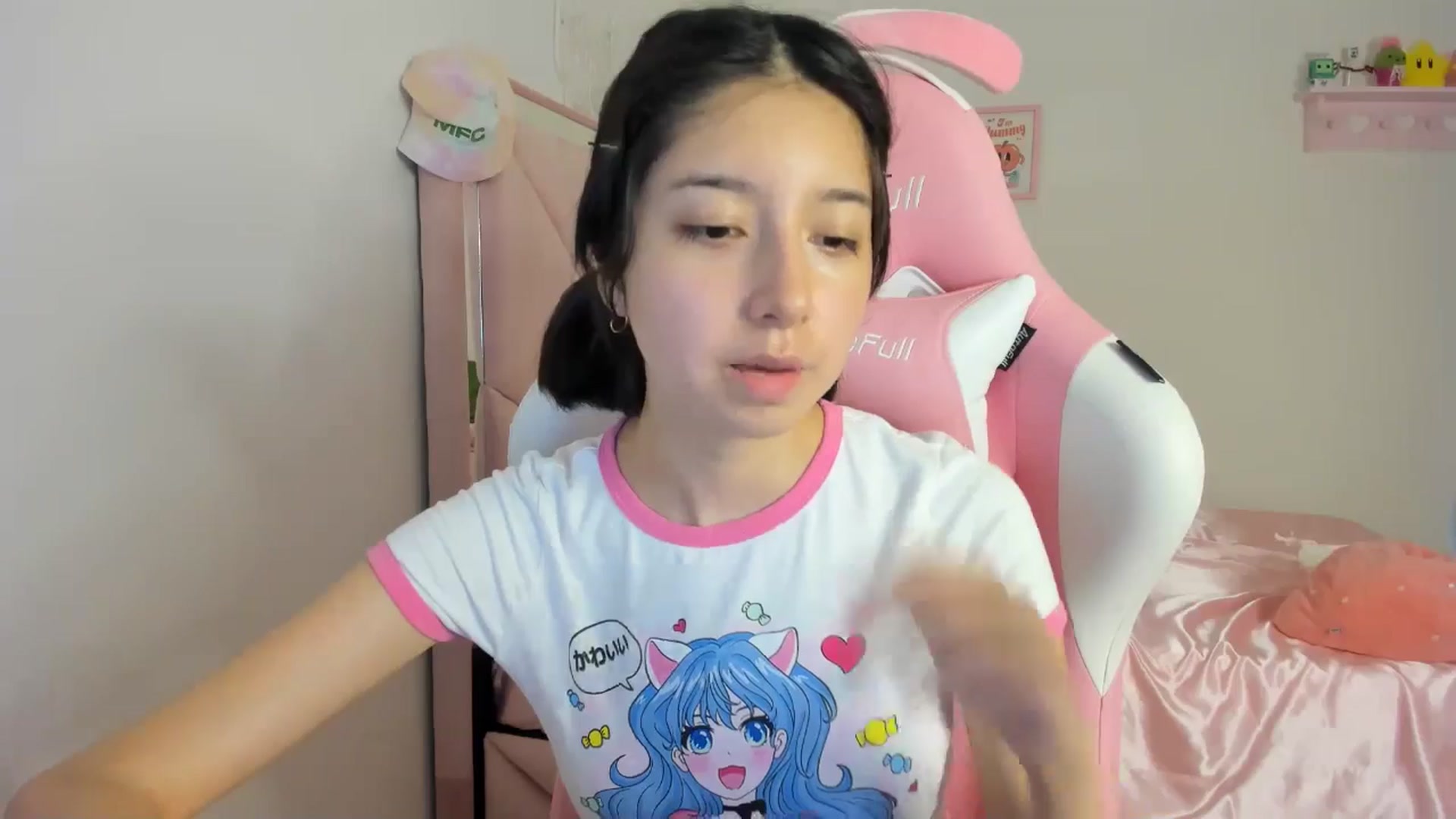 Gallery image thumbnail from Cherrycute666's myfreecams stream on, 05/02/2024, 03:01 image 9 of 20