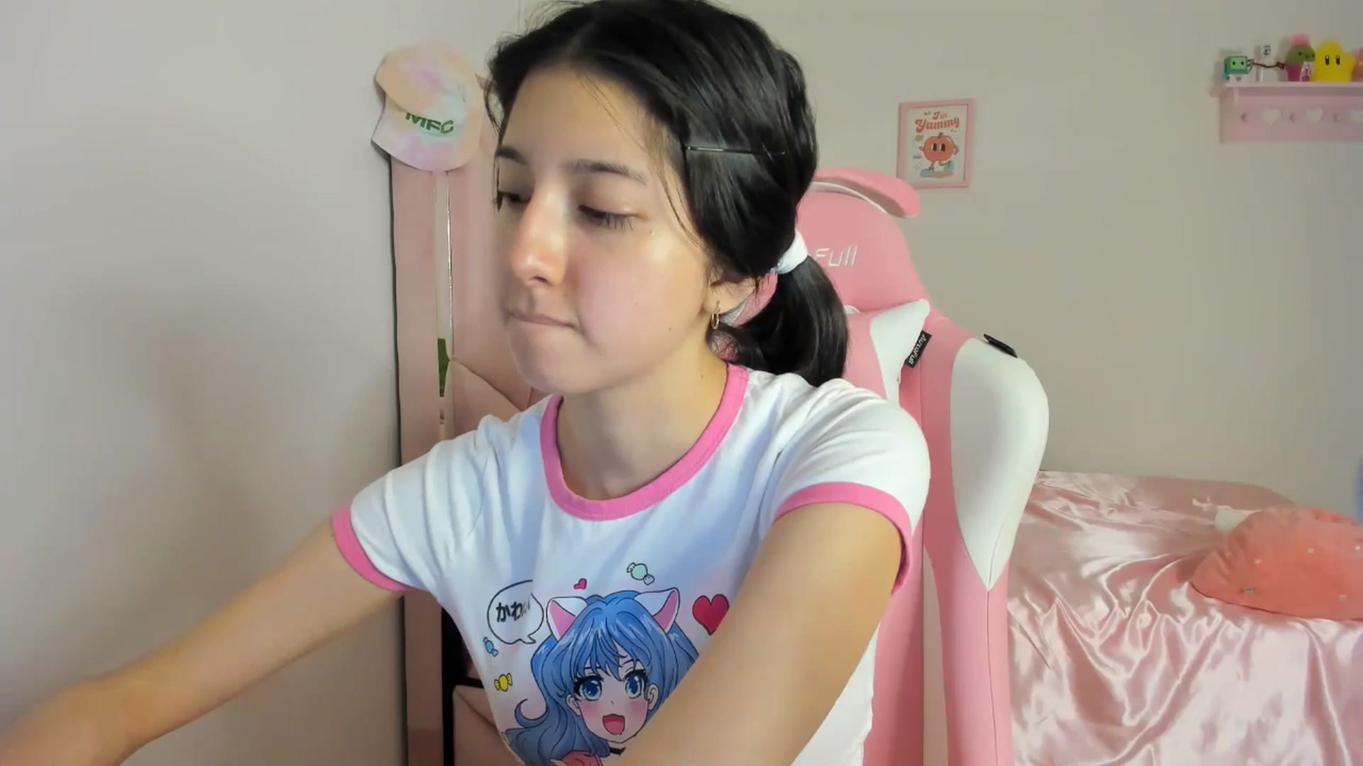 Gallery image thumbnail from Cherrycute666's myfreecams stream on, 05/02/2024, 03:01 image 2 of 20