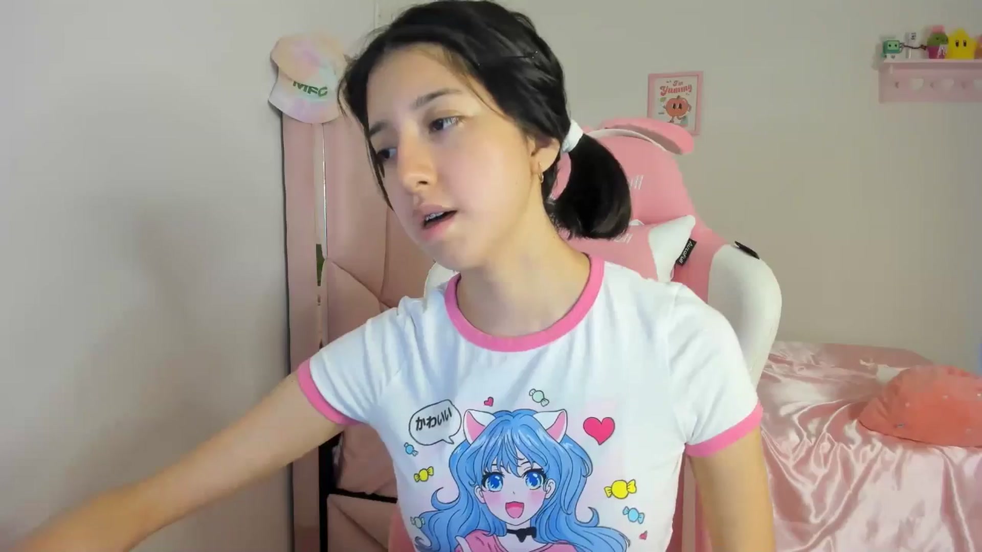 Gallery image thumbnail from Cherrycute666's myfreecams stream on, 05/02/2024, 03:01 image 6 of 20