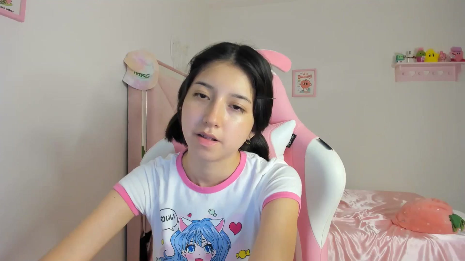 Gallery image thumbnail from Cherrycute666's myfreecams stream on, 05/02/2024, 06:09 image 11 of 20