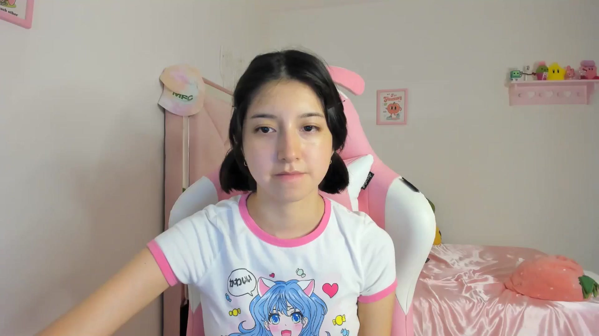 Gallery image thumbnail from Cherrycute666's myfreecams stream on, 05/02/2024, 06:09 image 15 of 20