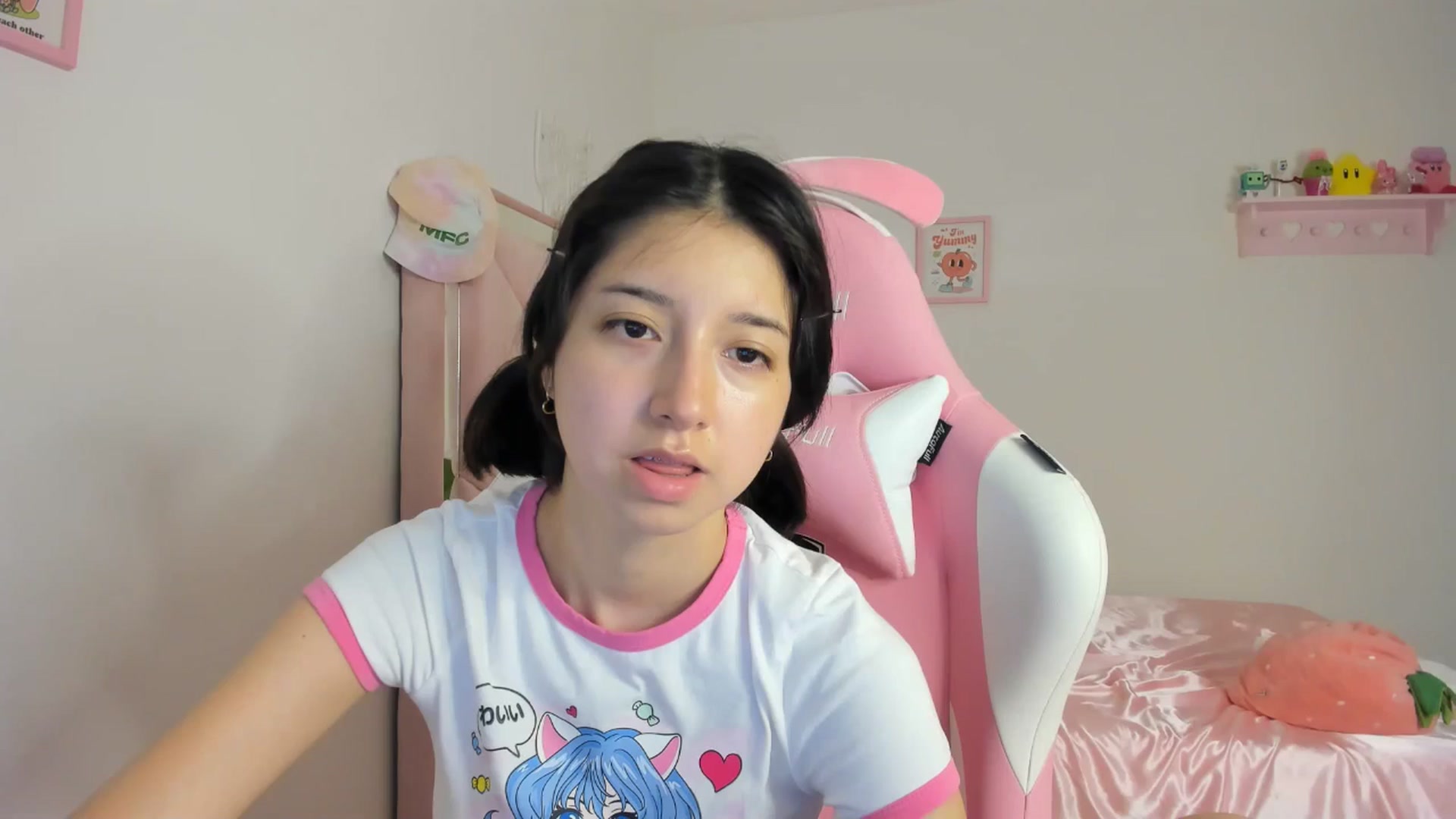 Gallery image thumbnail from Cherrycute666's myfreecams stream on, 05/02/2024, 06:09 image 14 of 20