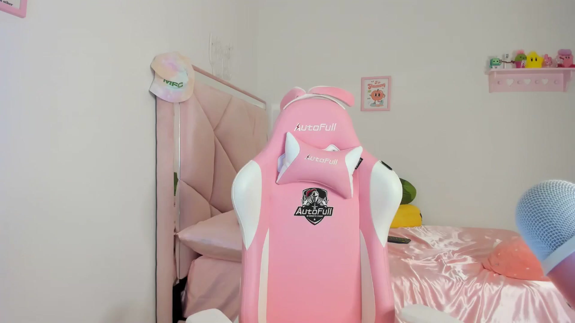 Gallery image thumbnail from Cherrycute666's myfreecams stream on, 05/02/2024, 06:09 image 3 of 20