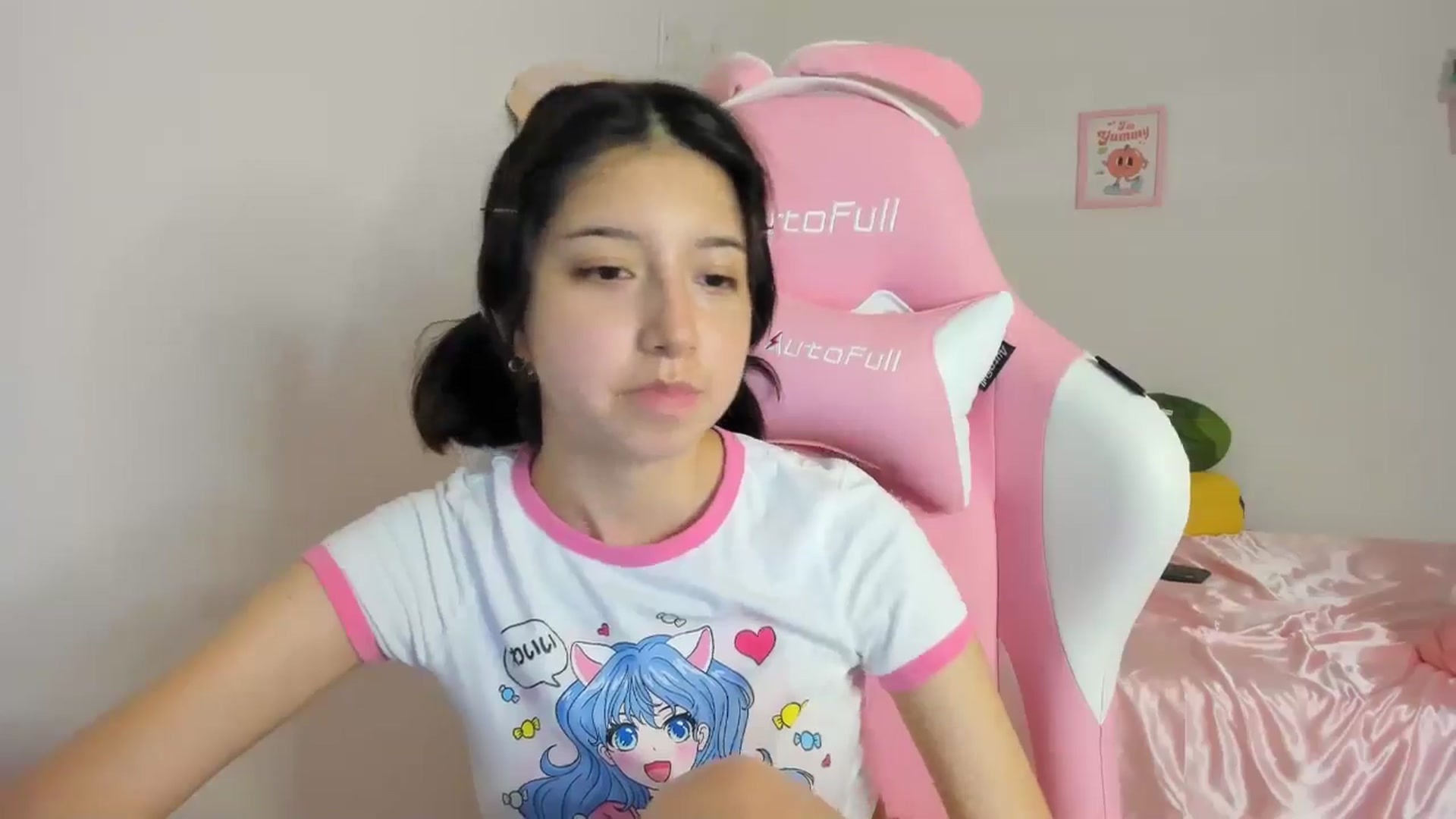 Gallery image thumbnail from Cherrycute666's myfreecams stream on, 05/02/2024, 06:09 image 17 of 20