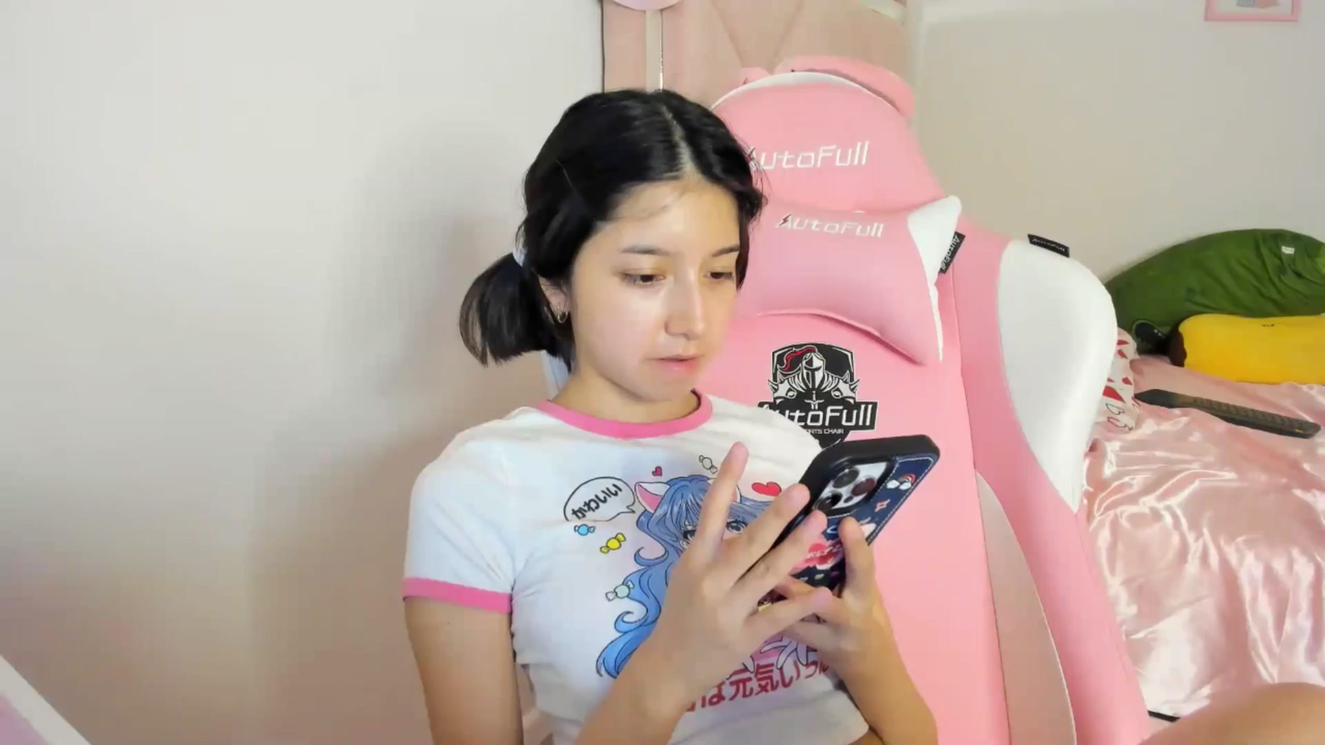 Gallery image thumbnail from Cherrycute666's myfreecams stream on, 05/02/2024, 06:51 image 13 of 20