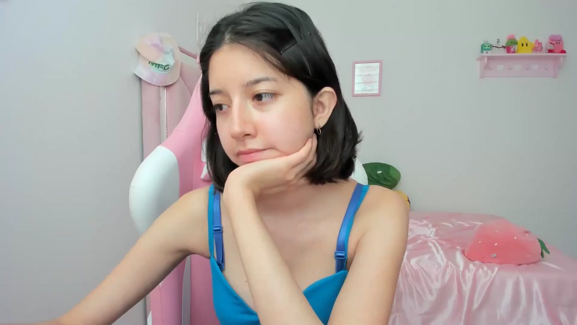 Gallery image thumbnail from Cherrycute666's myfreecams stream on, 05/02/2024, 18:42 image 9 of 20