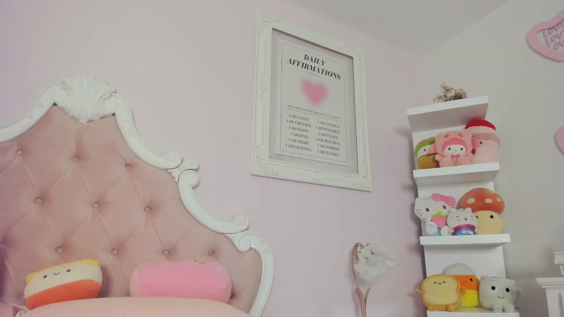 Gallery image thumbnail from Cherrycute666's myfreecams stream on, 05/03/2024, 05:19 image 7 of 20