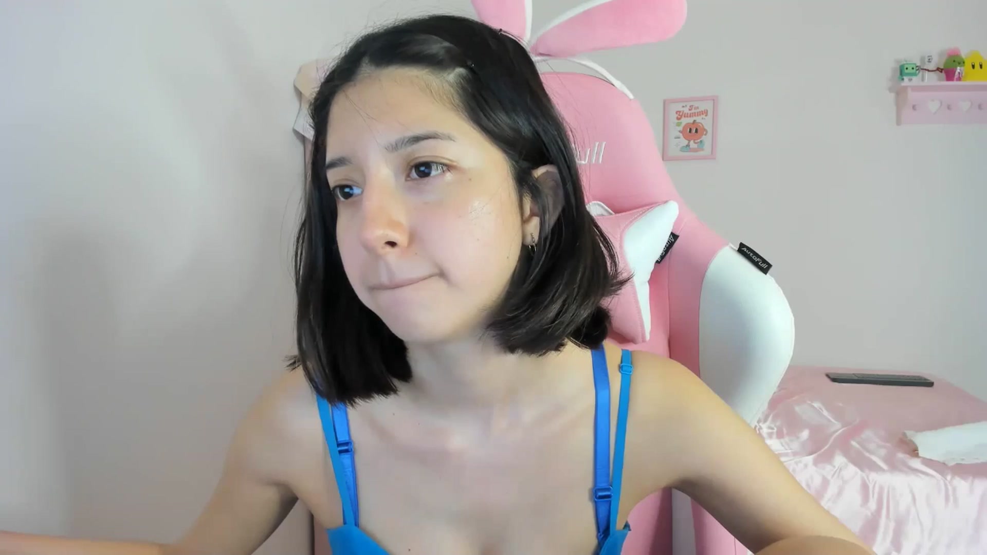 Gallery image thumbnail from Cherrycute666's myfreecams stream on, 05/03/2024, 06:56 image 7 of 20