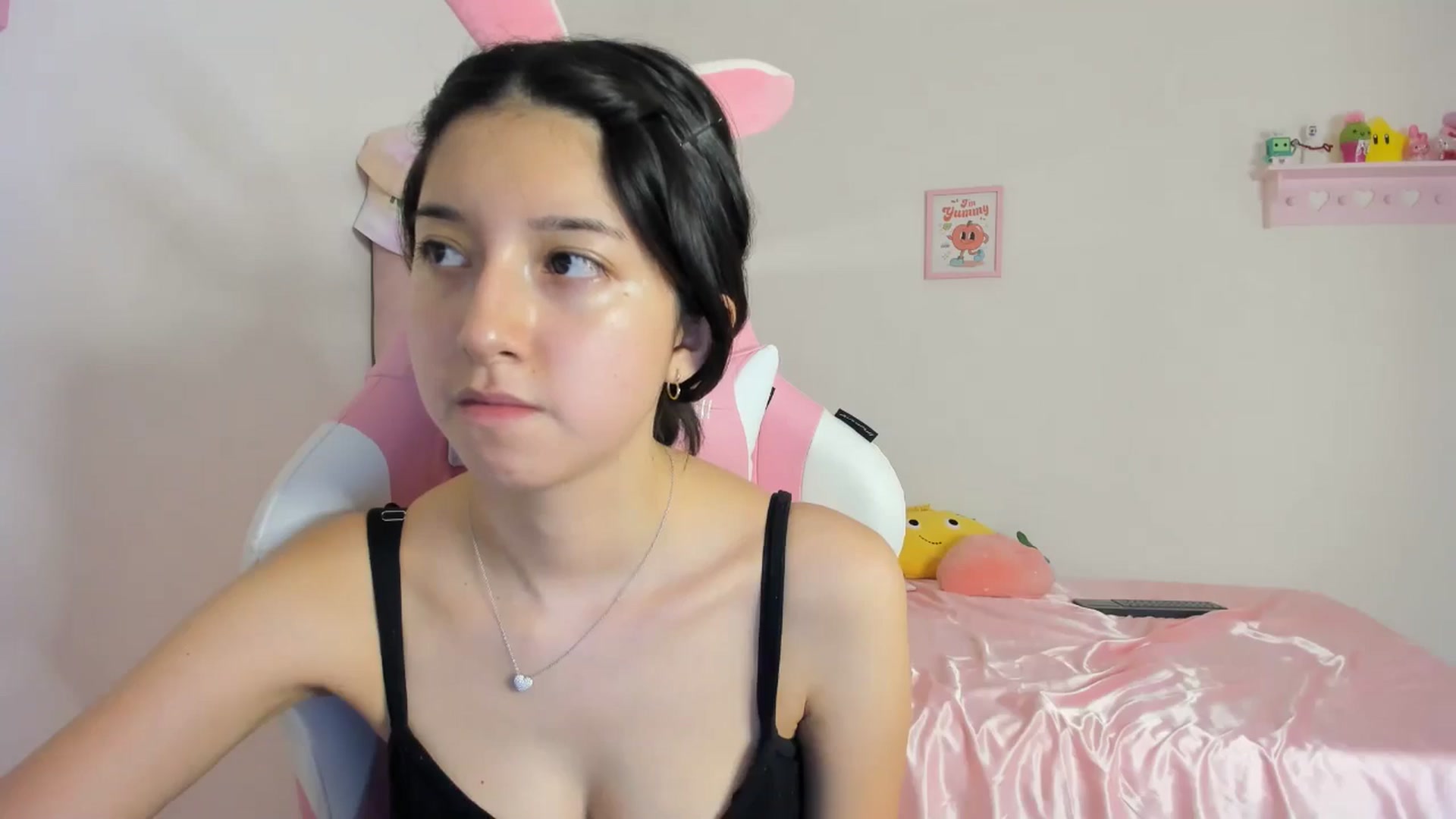 Gallery image thumbnail from Cherrycute666's myfreecams stream on, 05/05/2024, 02:51 image 3 of 20